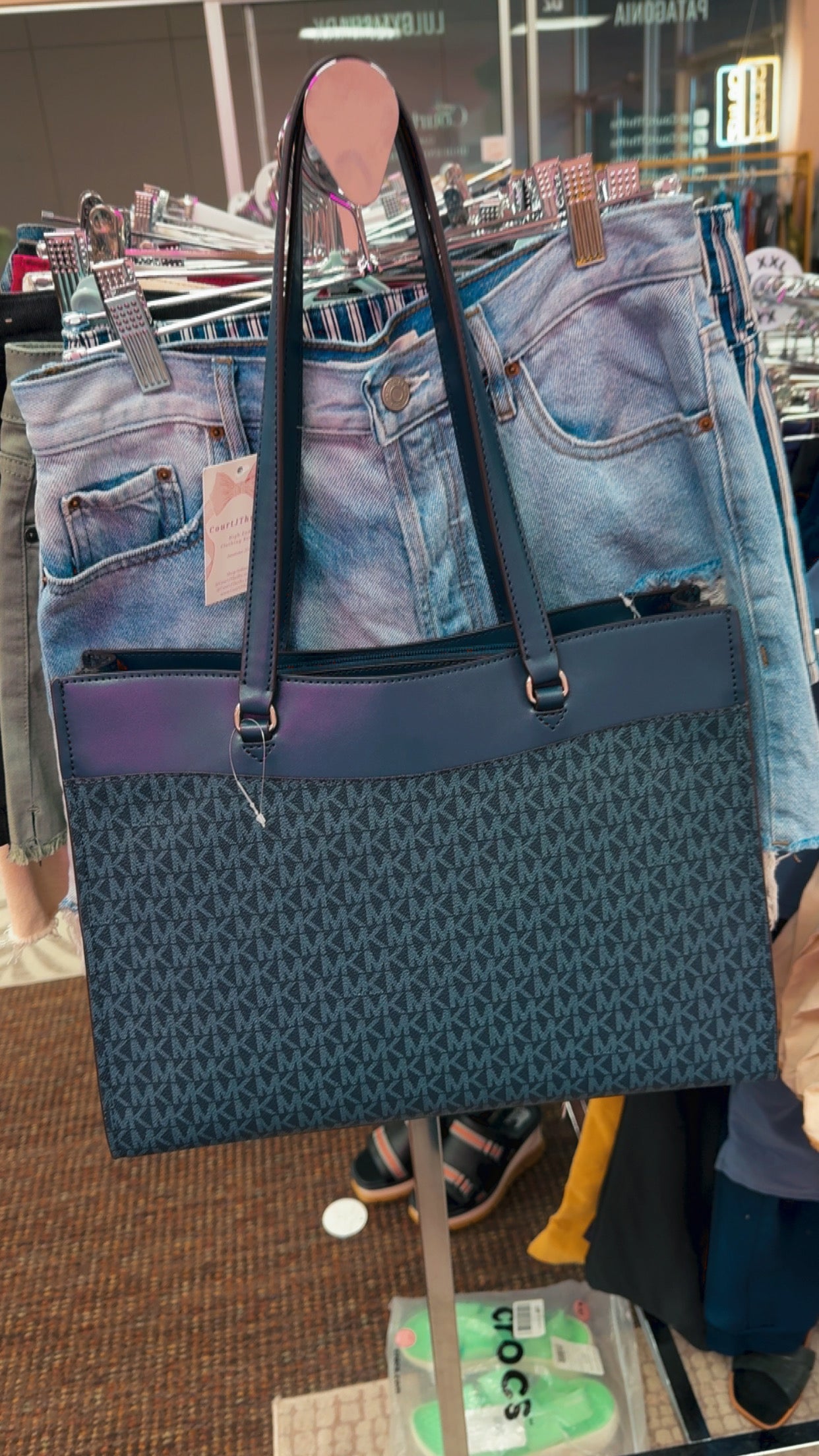 Michael Kors NEW WITH TAGS Jet Set Travel Tote Retails $498