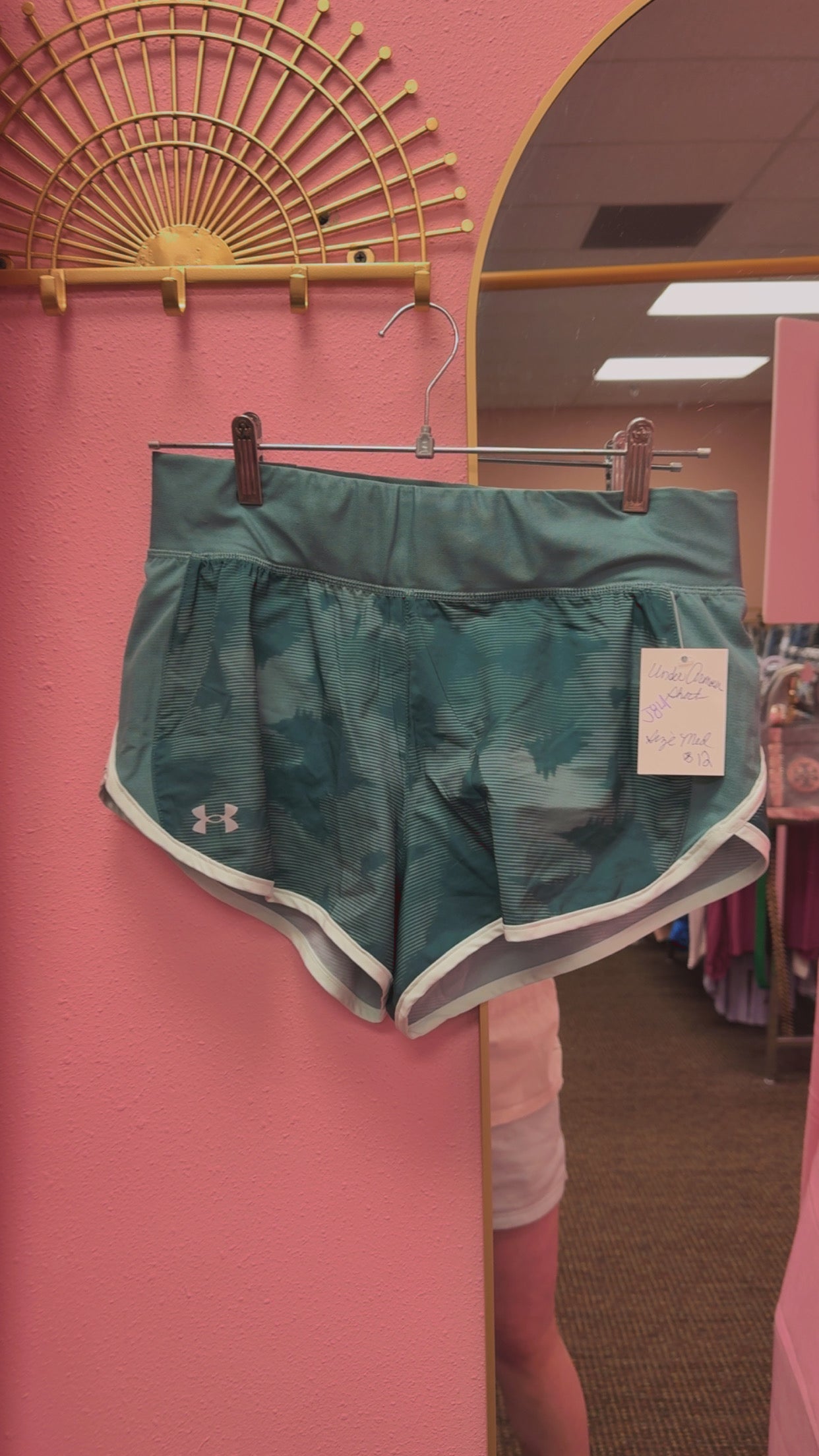 Under Armour Shorts Size Medium