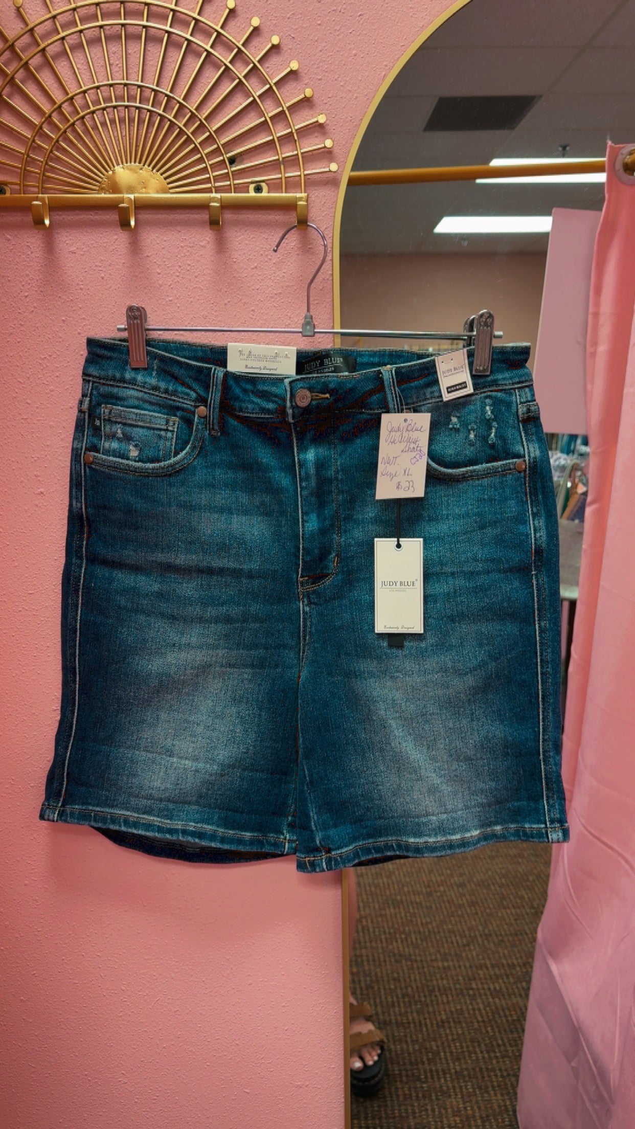 Judy Blue NEW WITH TAGS Shorts Size XL