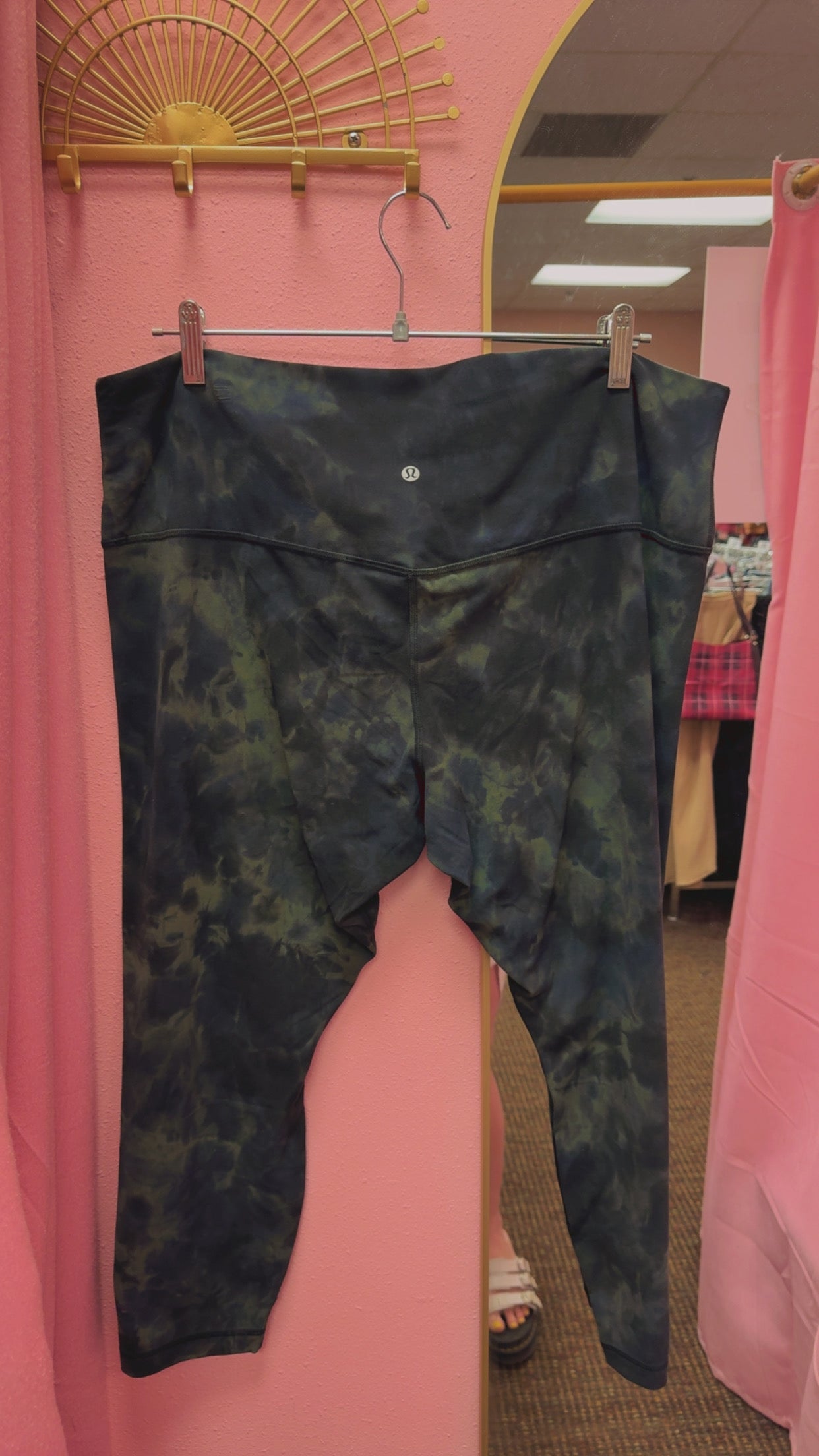 Lululemon Aligns Diamond Dye “25 Size 20