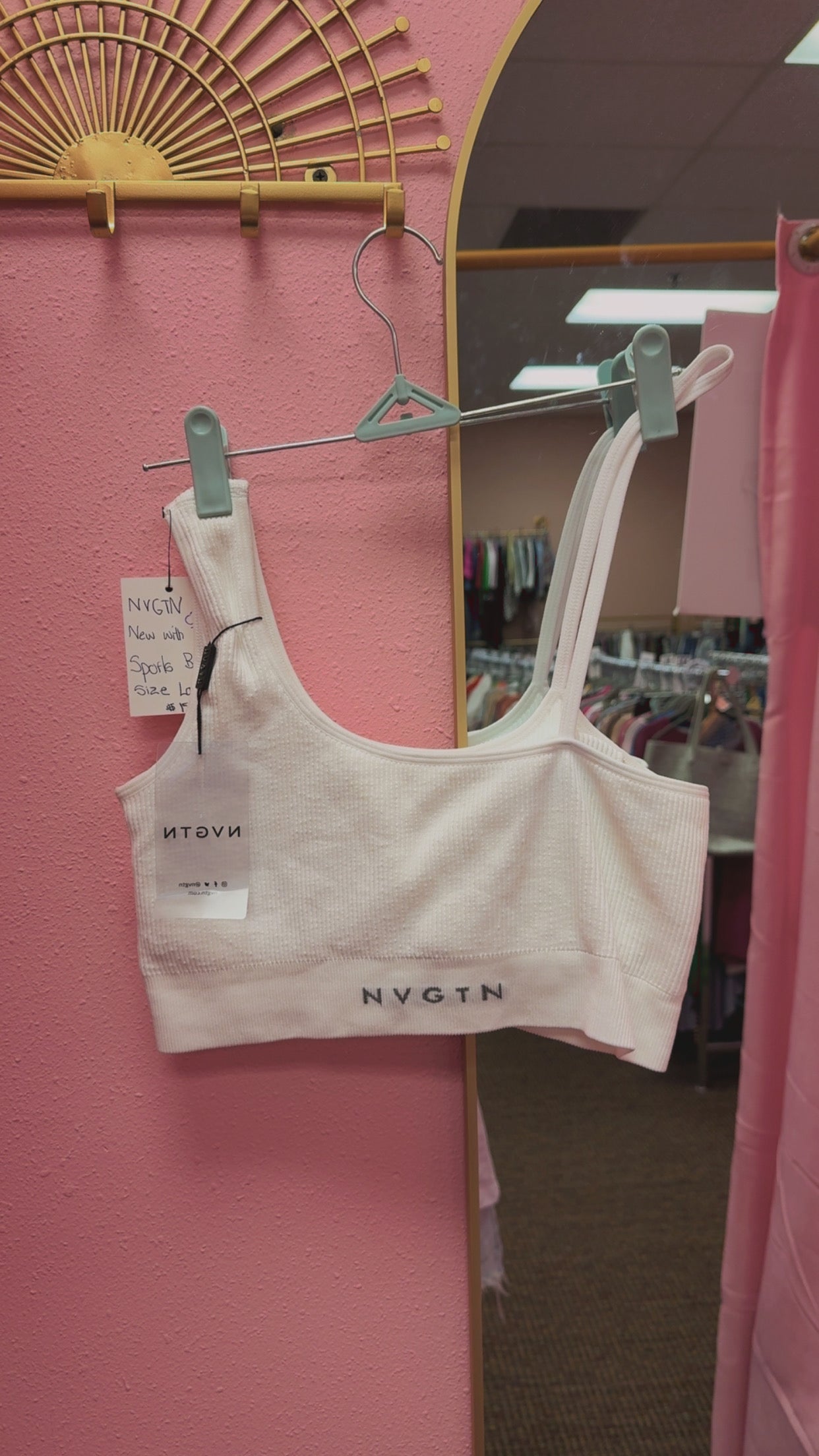 NVGTN NWT Sports Bra Size Large