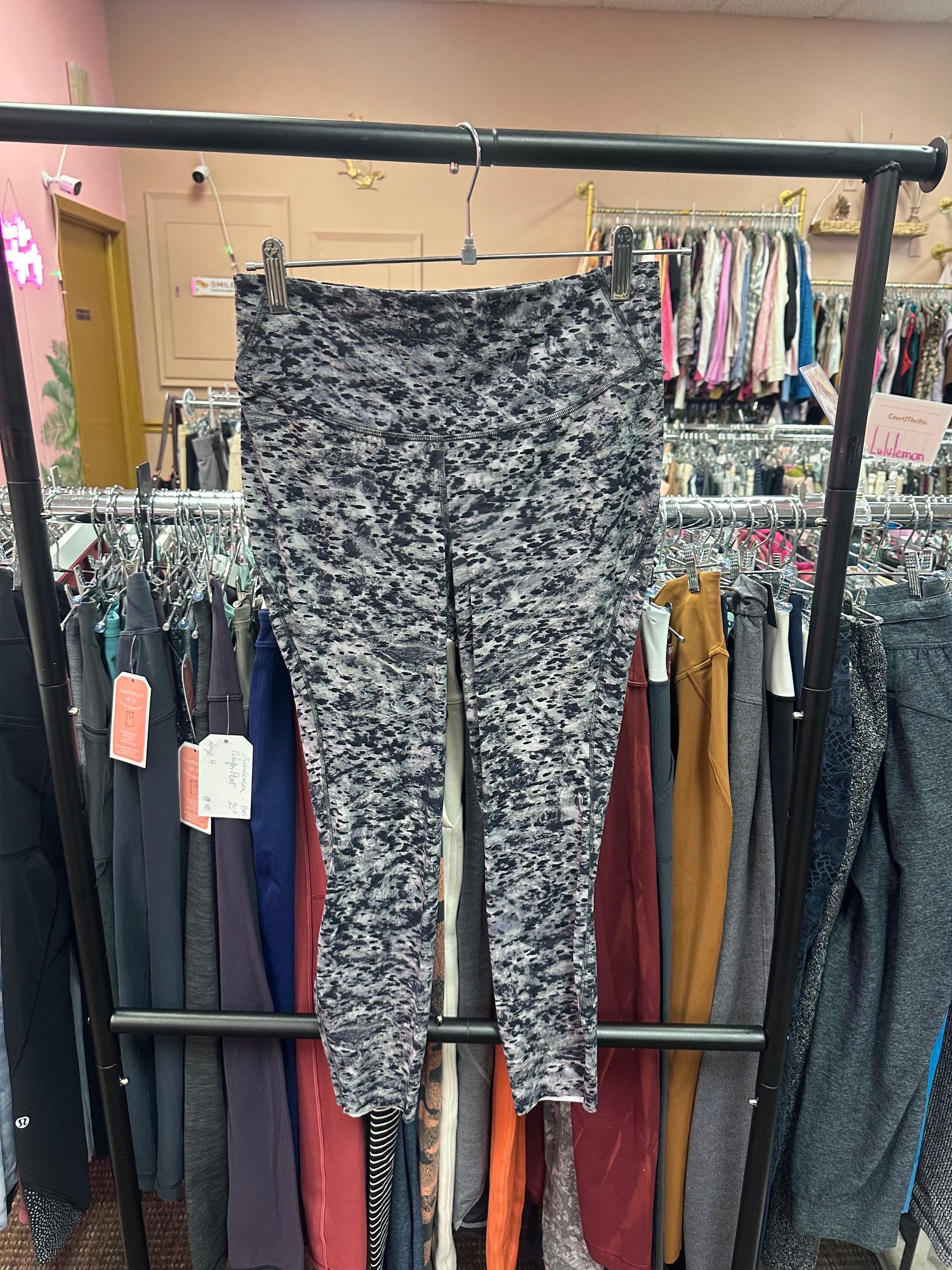 Lululemon Base Pace Tight Size 8