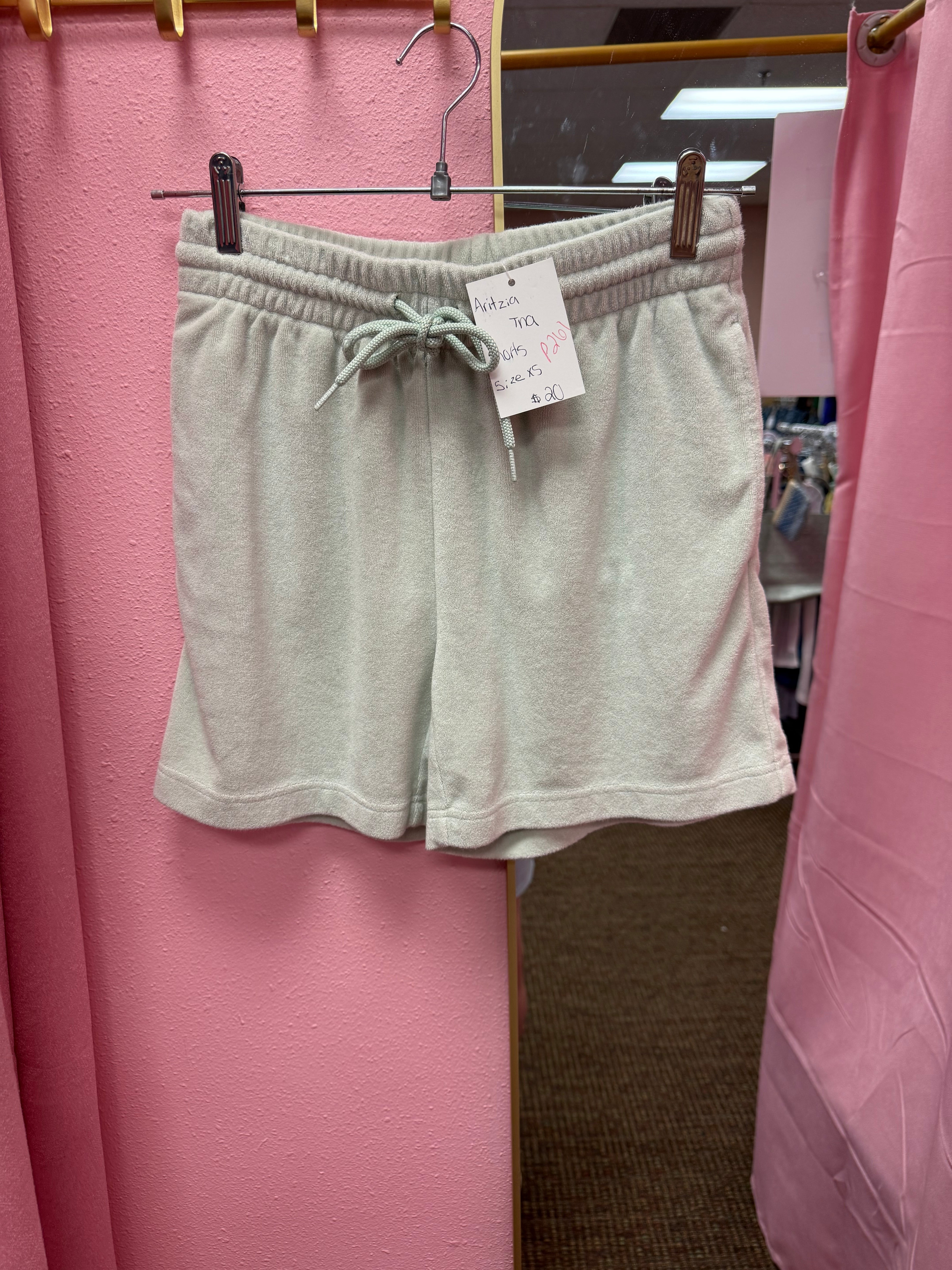 Aritzia TNA Shorts XS