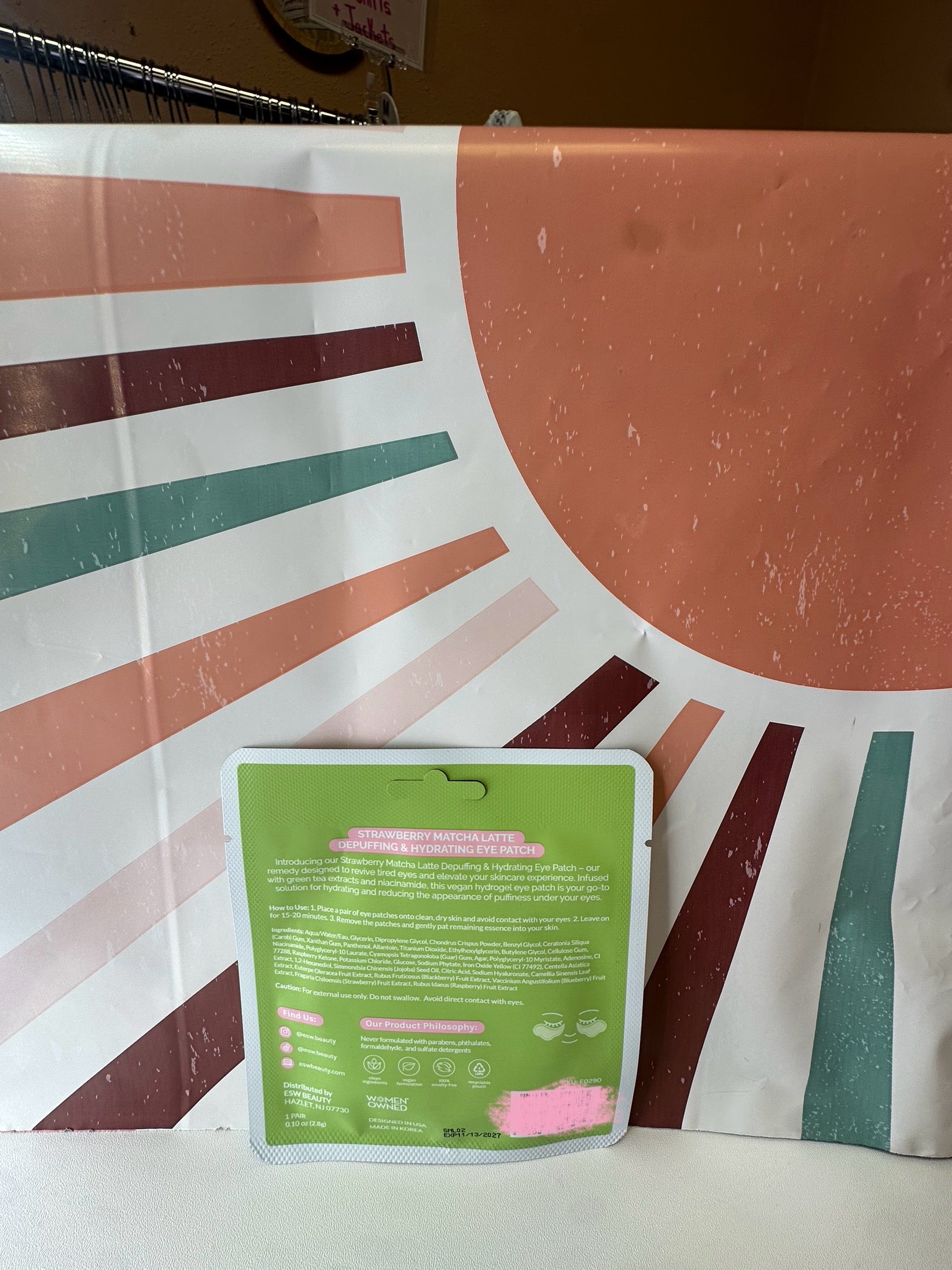 ESW Beauty Strawberry Matcha Latte Eye Patches