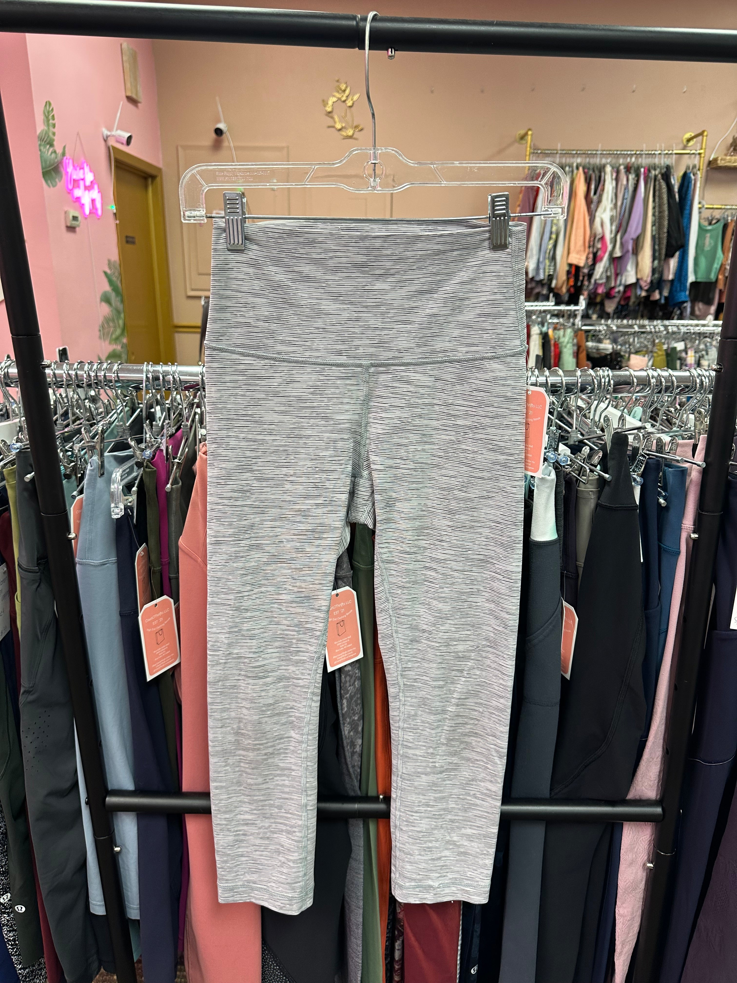 Lululemon Wonder Under Crop Hi Rise Size 4