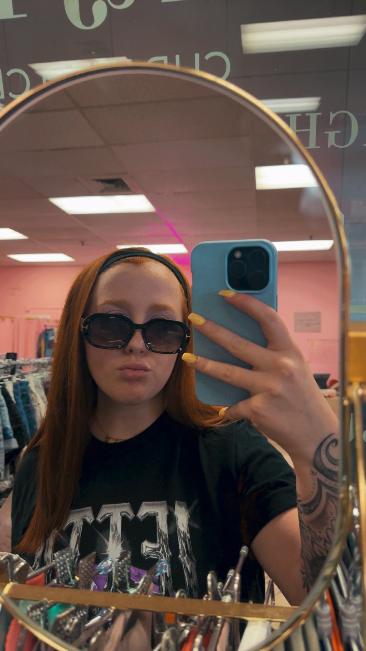 $8 SUNNIES- Black Chunky Rectangle