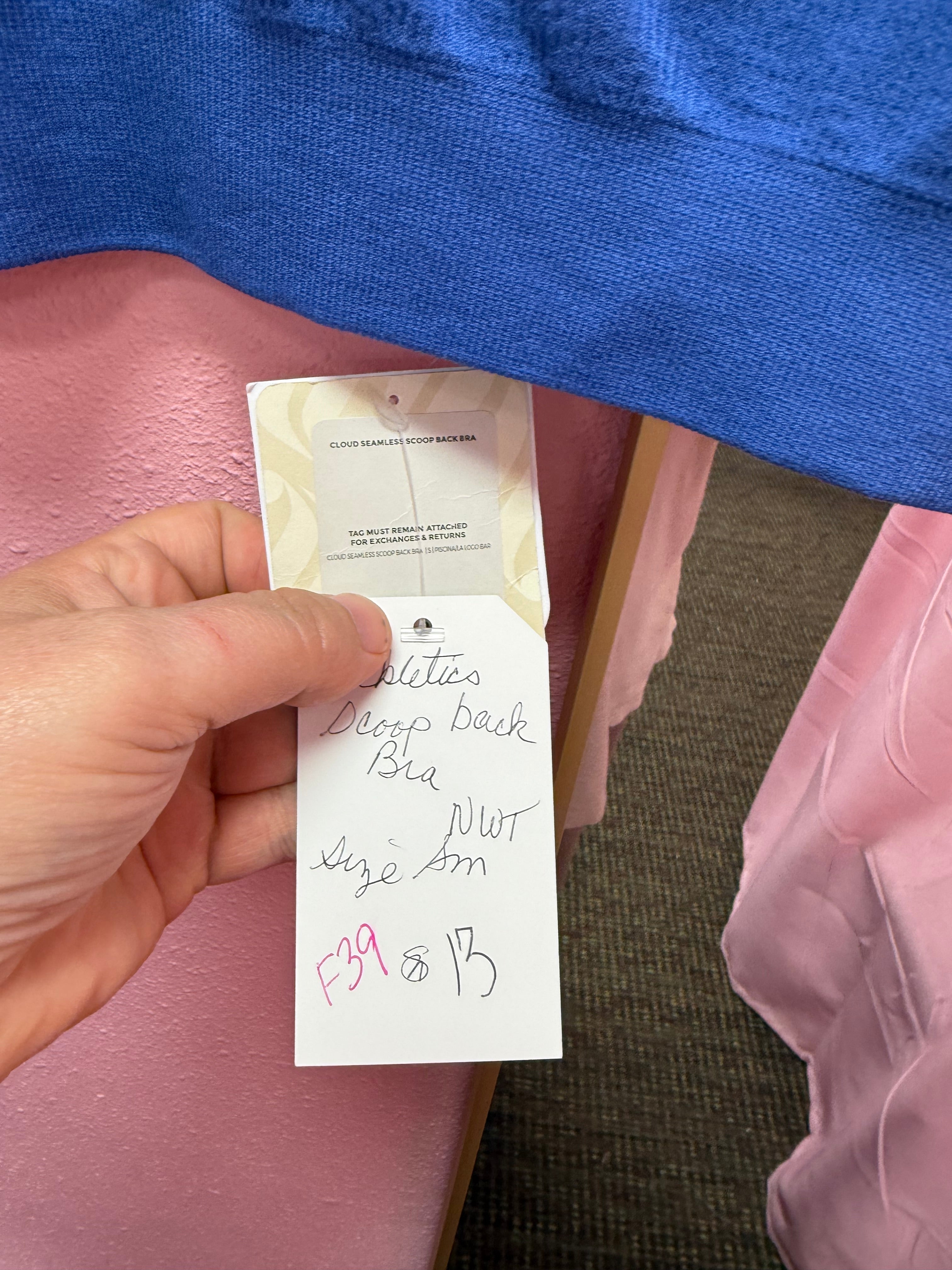 Fabletics Sports Bra Small NWT