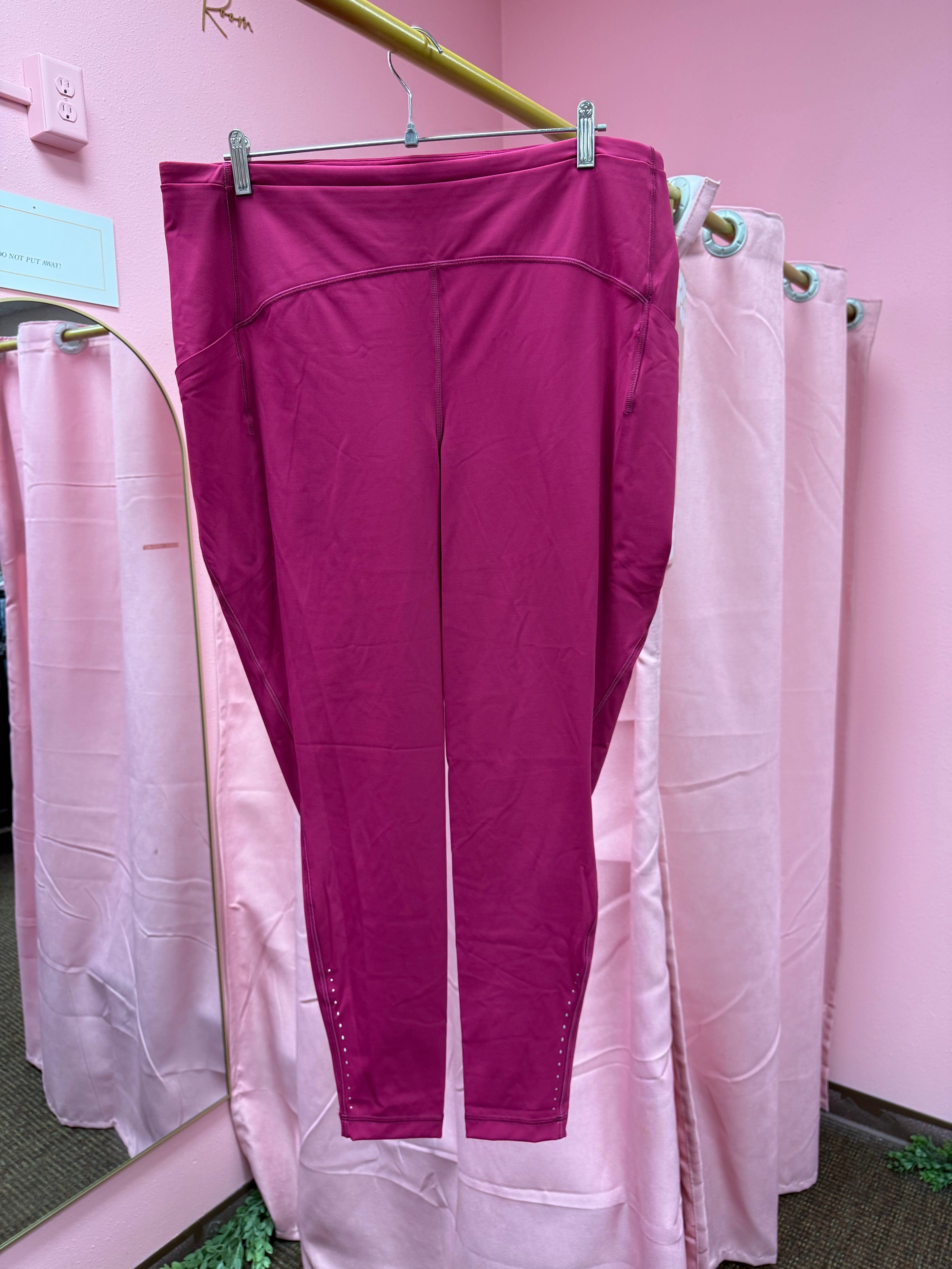 Lululemon Swift Speed Tight Size 18