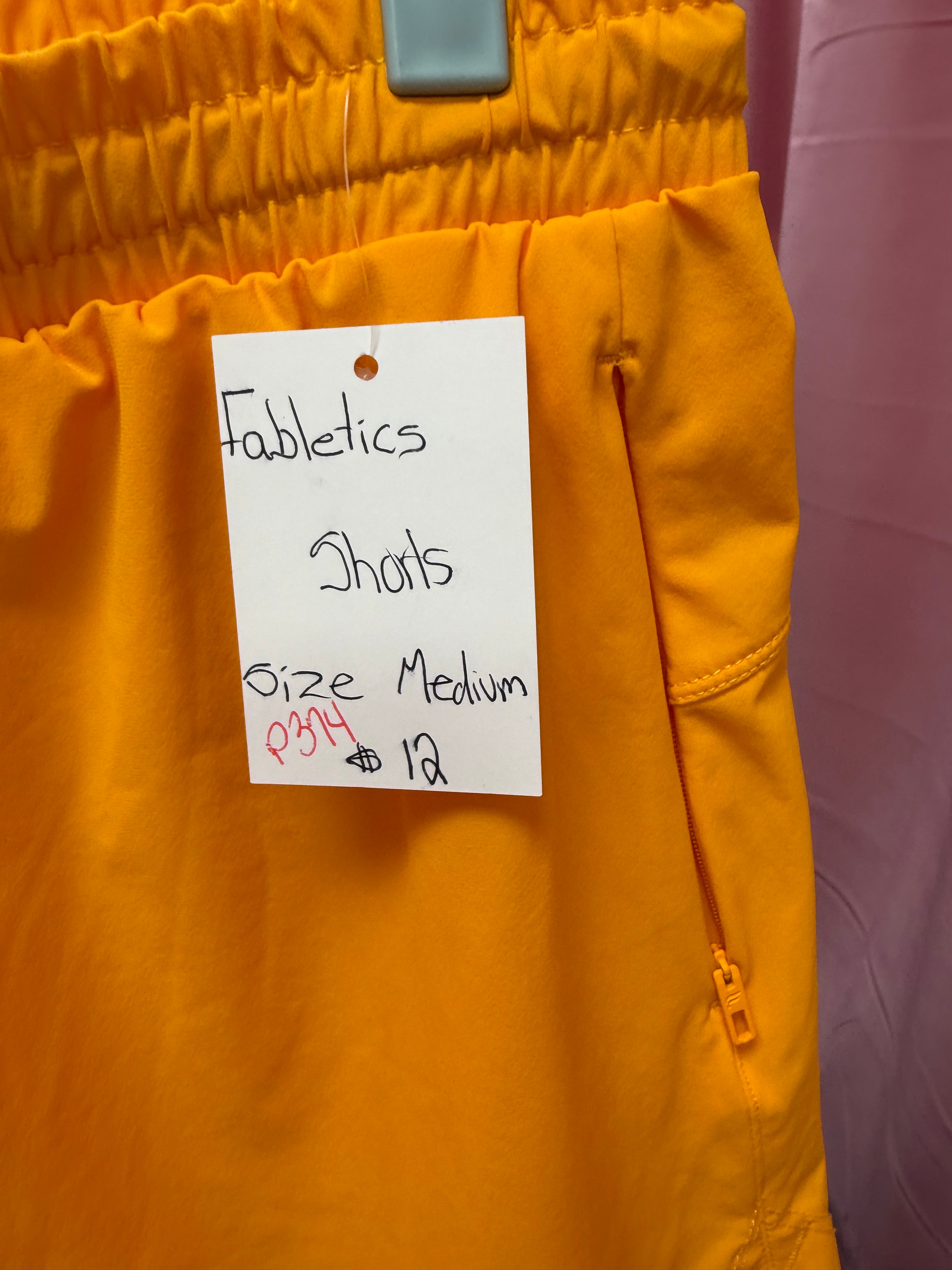 Fabletics Shorts Medium