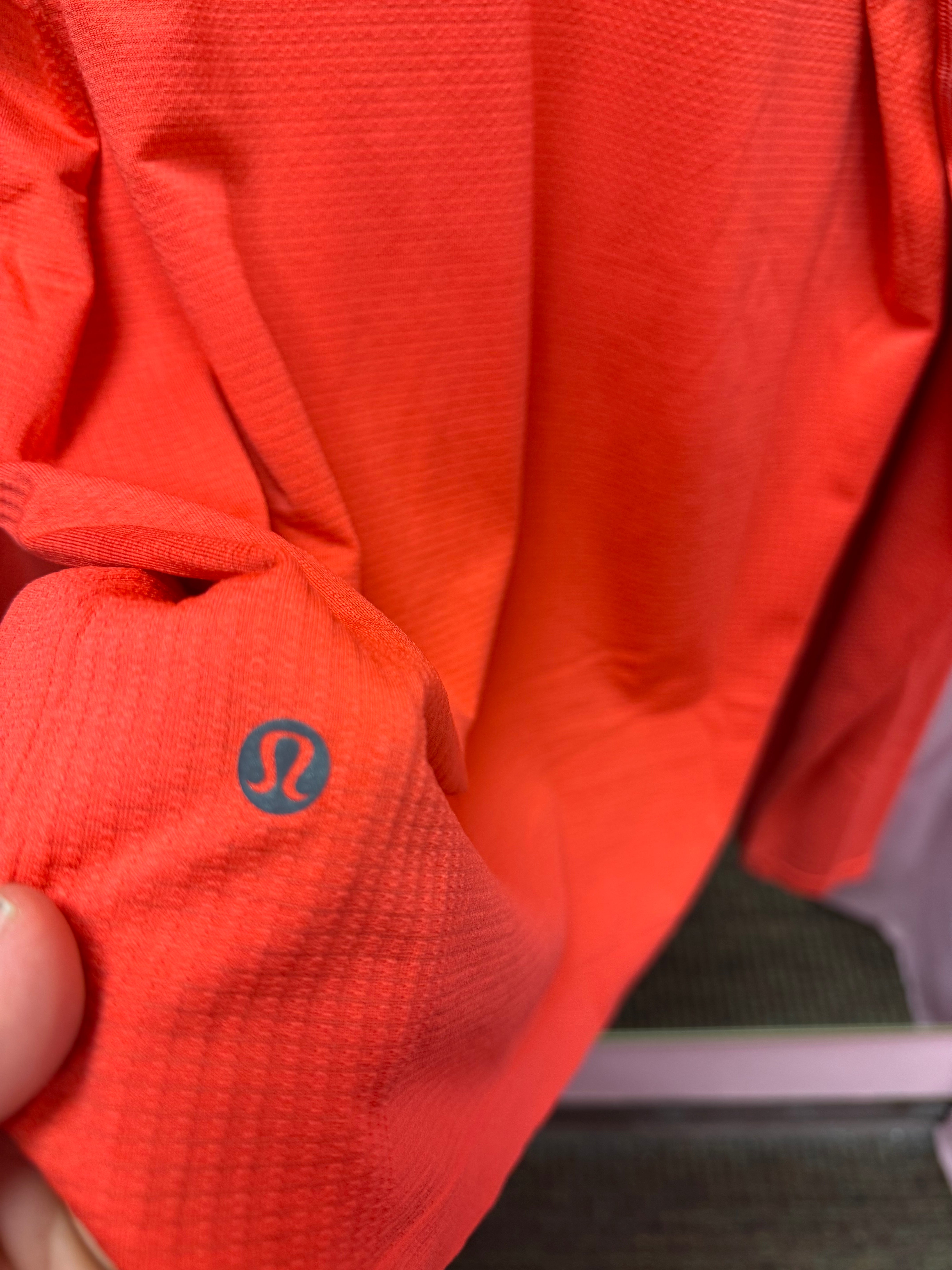Lululemon Men’s Long Sleeve Medium
