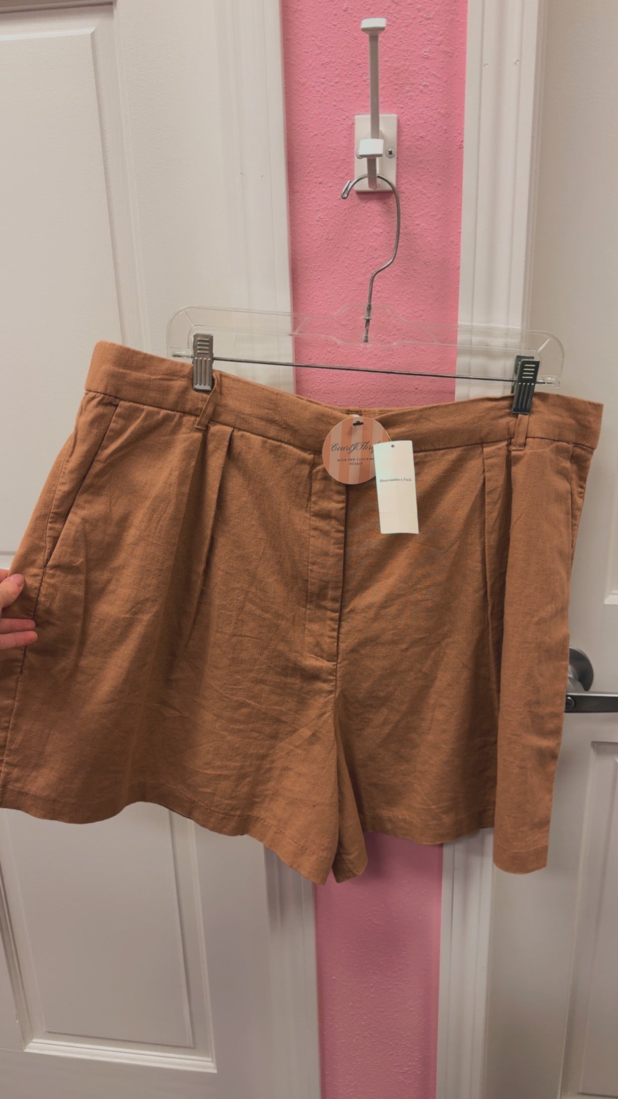 Abercrombie & Fitch NWT Trouser Shorts Size XL