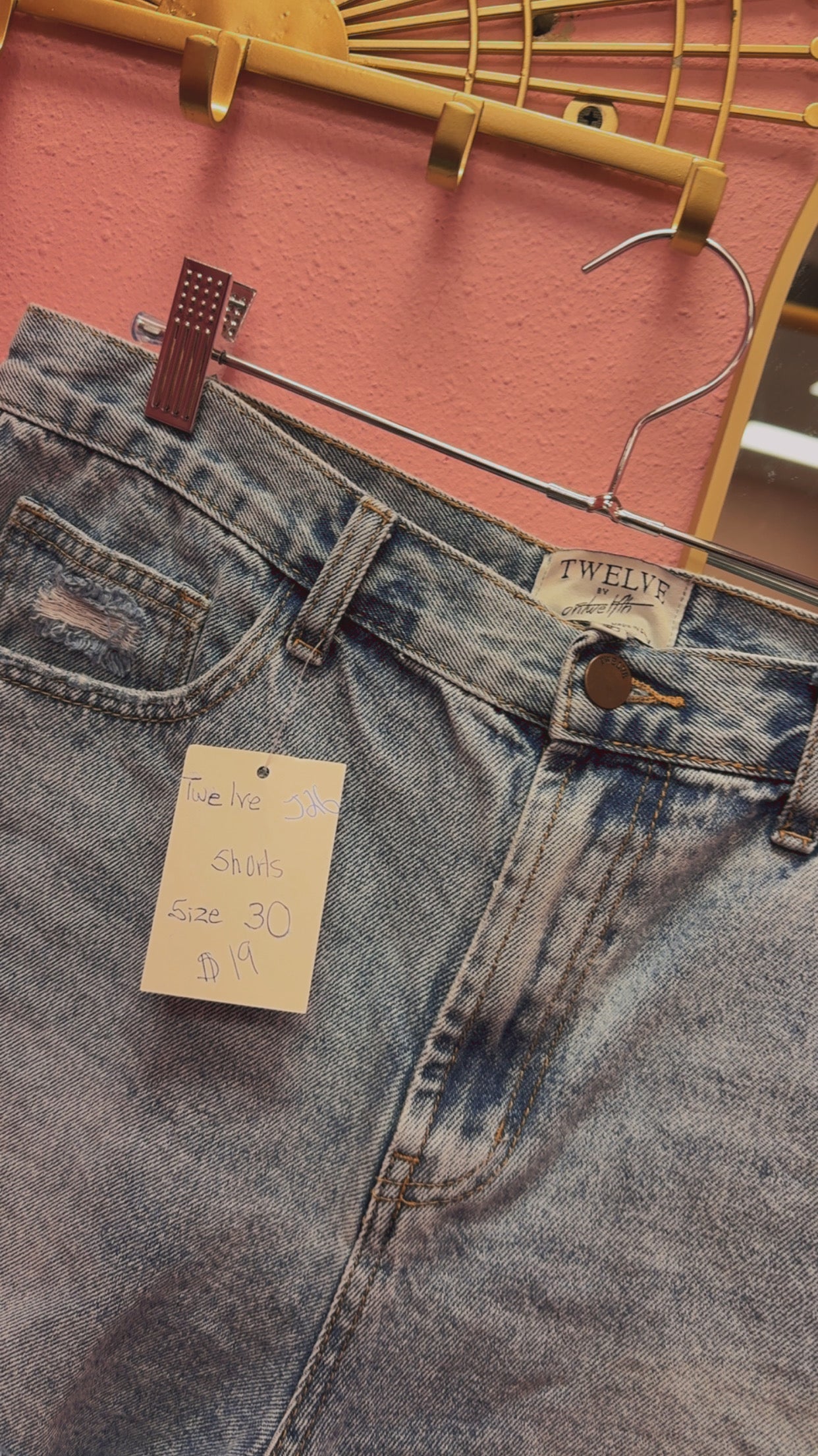 Twelve by Ontwelfth Shorts Size 30