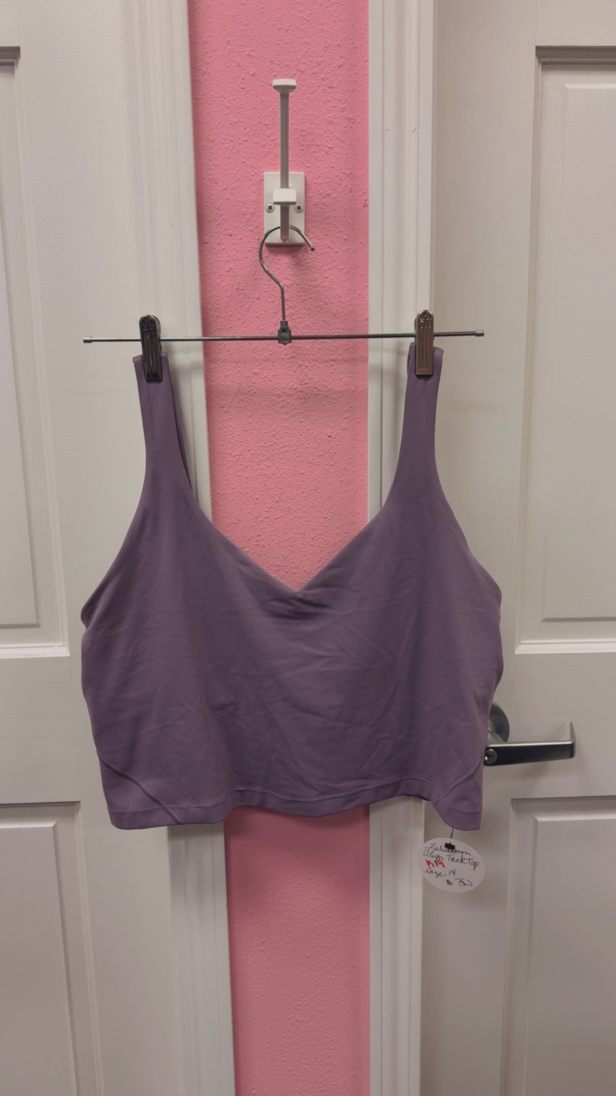 Lulu🍋 Align Tank Size 14