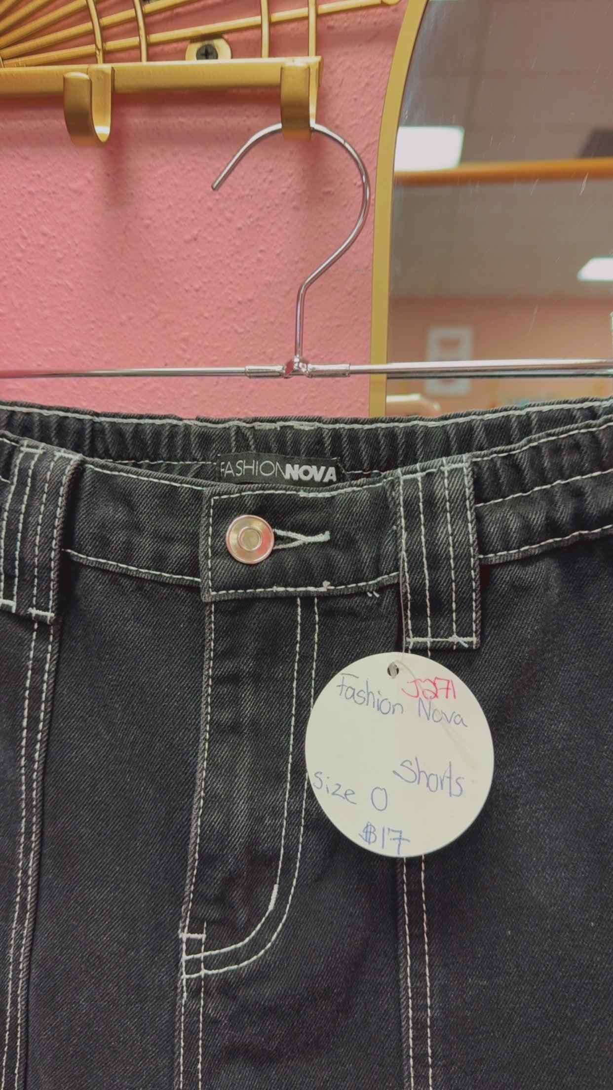 Fashion Nova Cargo Shorts Size 0