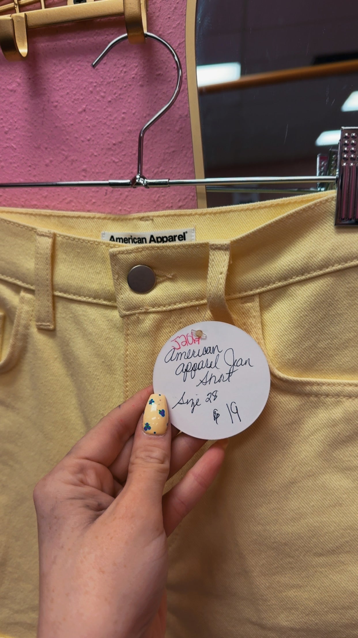 American Apparel Mom Shorts Size 28