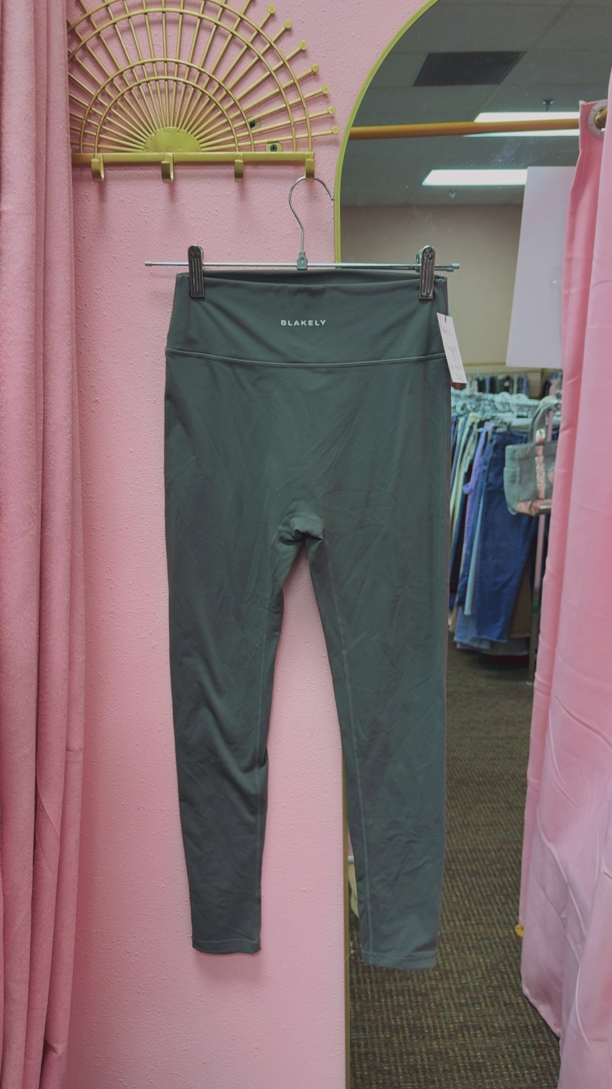 Blakeley Leggings Size Medium
