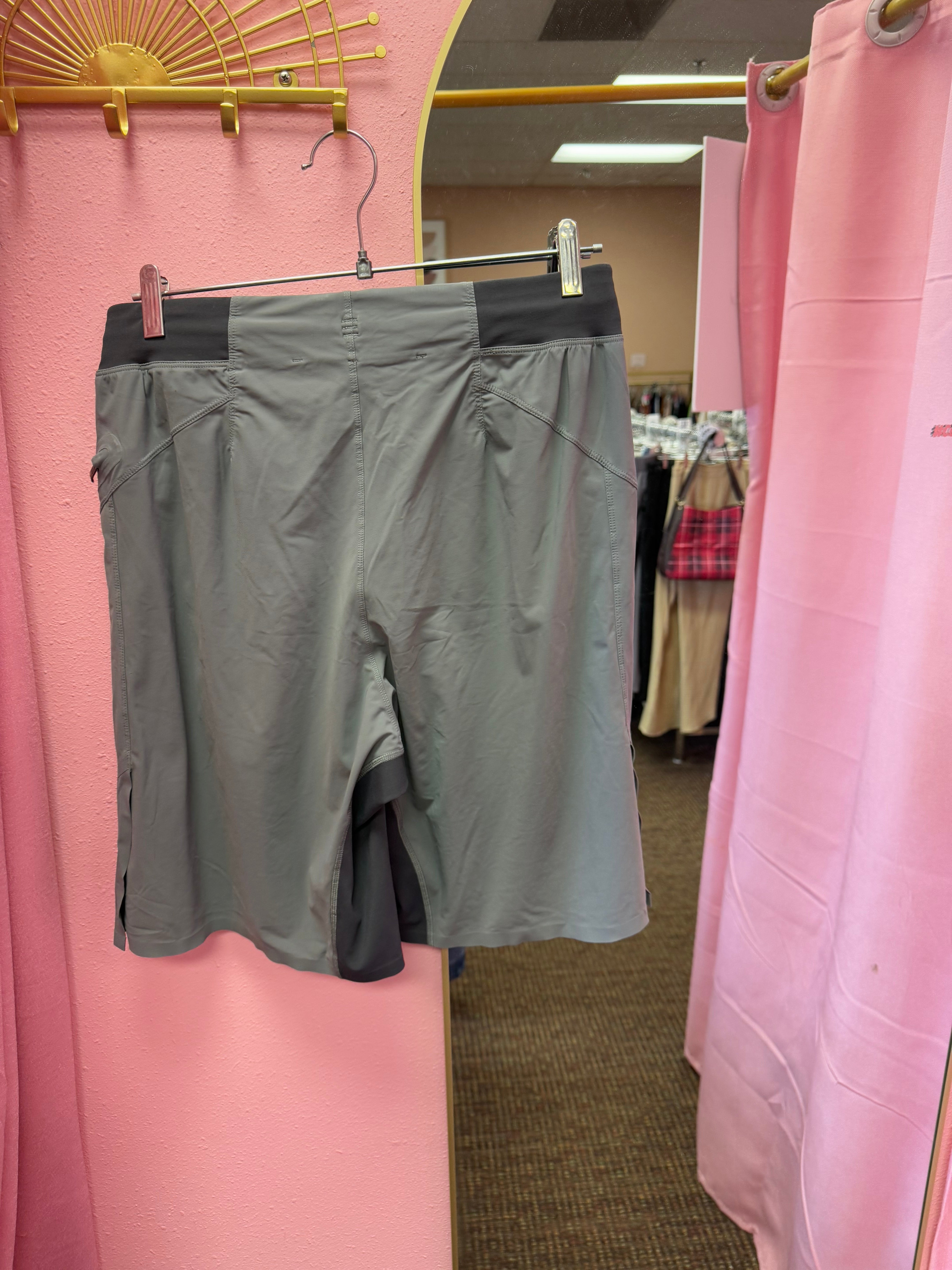 Men’s Lululemon Shorts Size Medium
