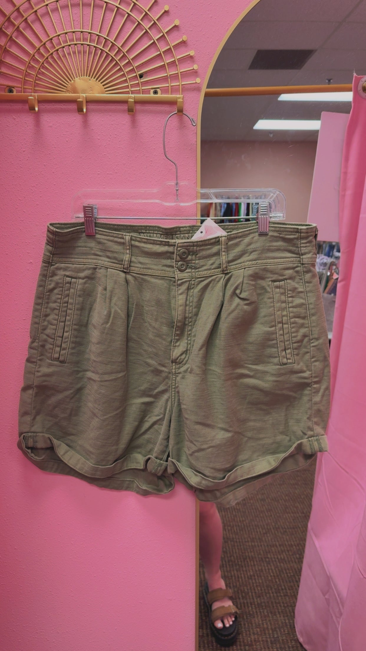 American Eagle Mom Shorts Size 14
