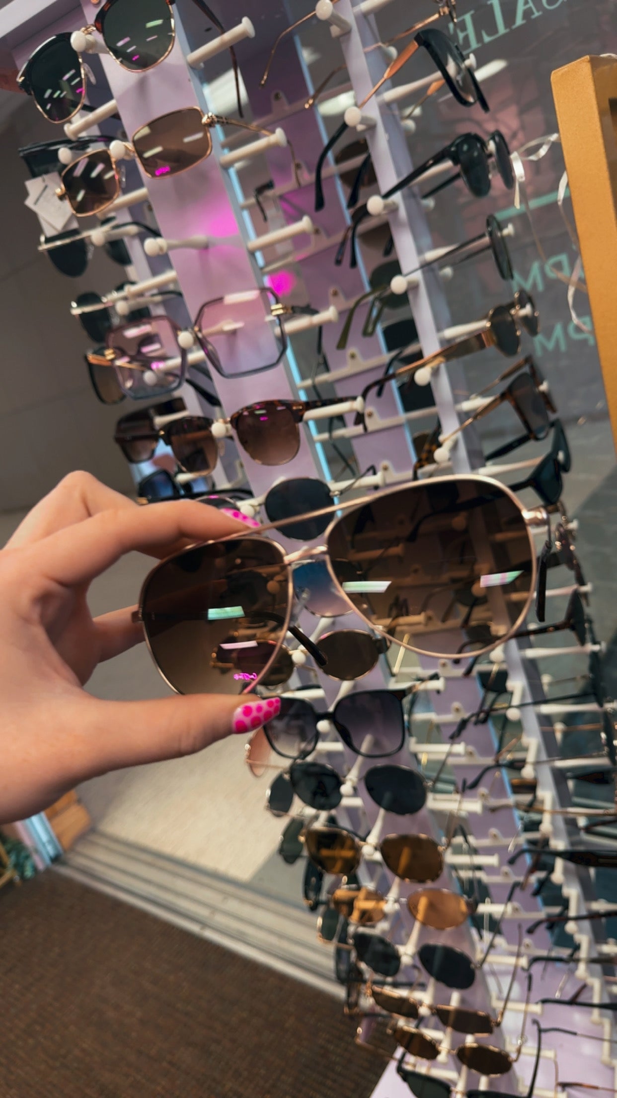 $8 SUNNIES/ Brown & Gold Aviator