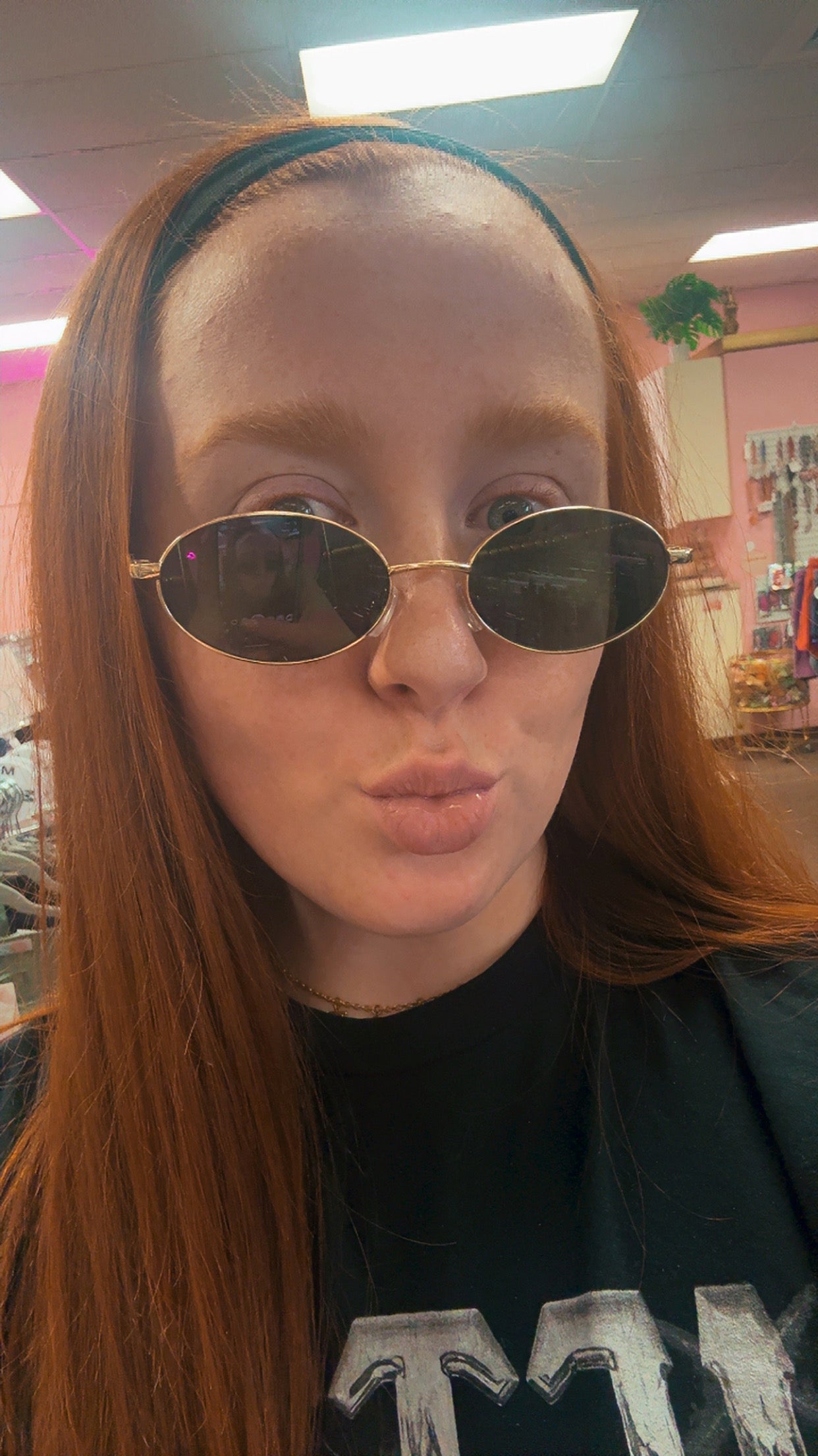 $8 SUNNIES- Green & Gold Classic Oval