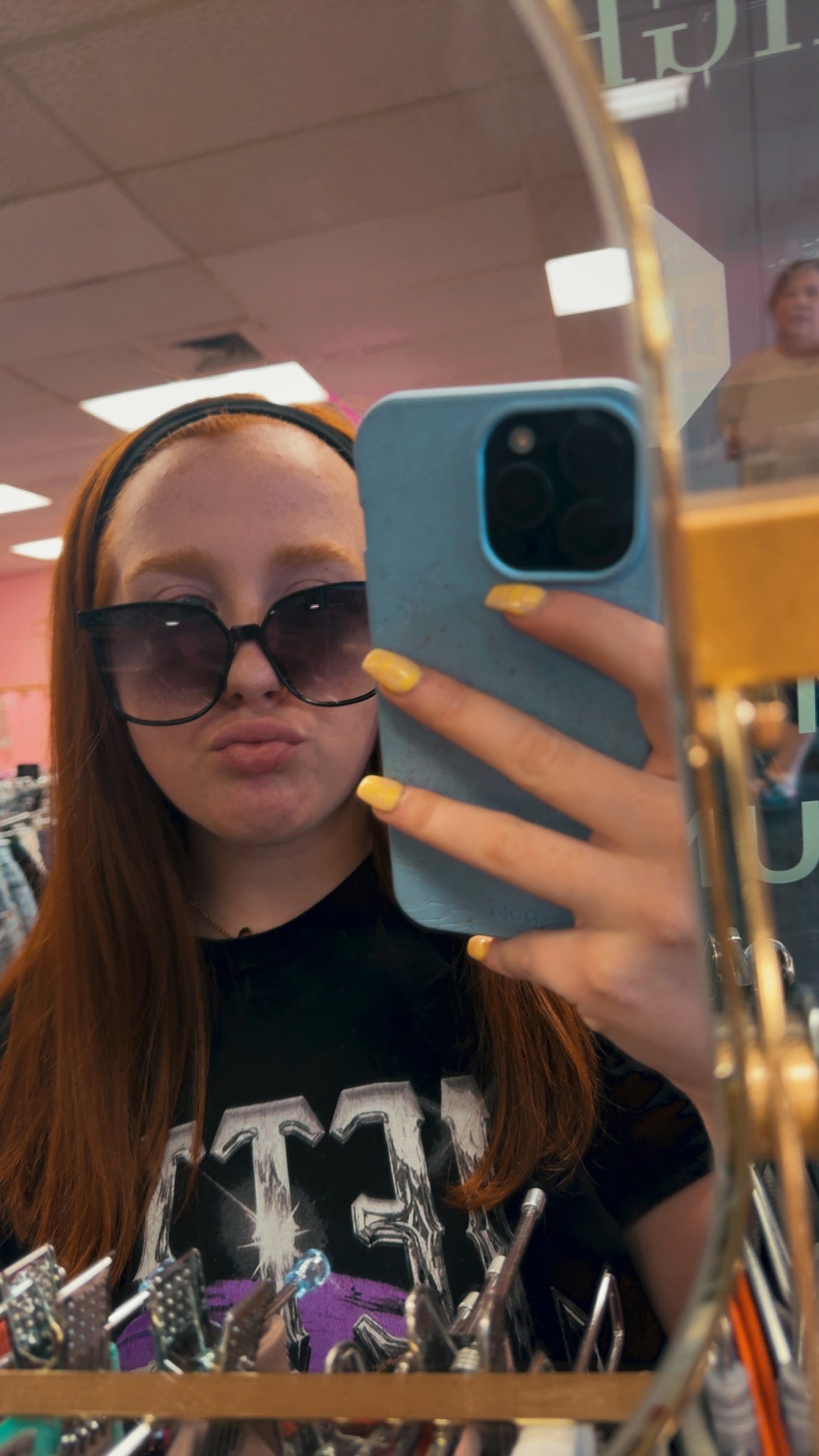 $8 SUNNIES- Black Oversized Ombré