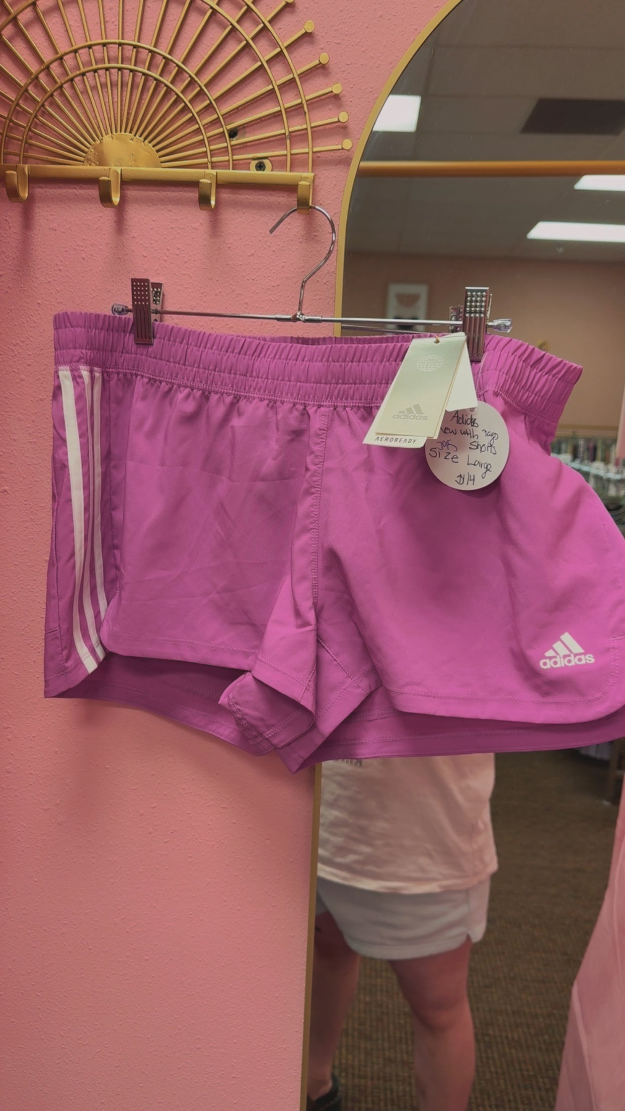 Adidas New With Tags Shorts Size Large