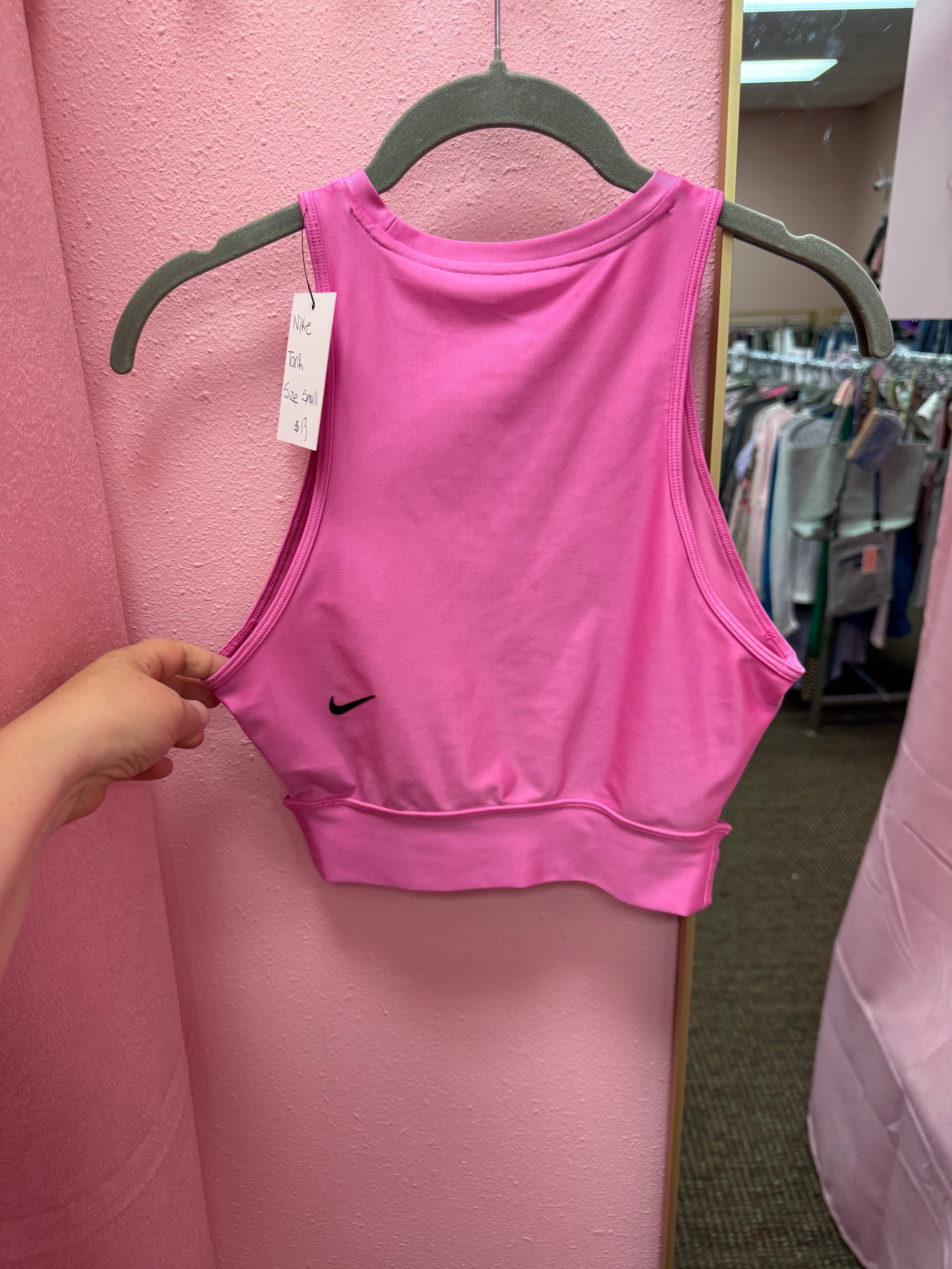 Nike Tank Small