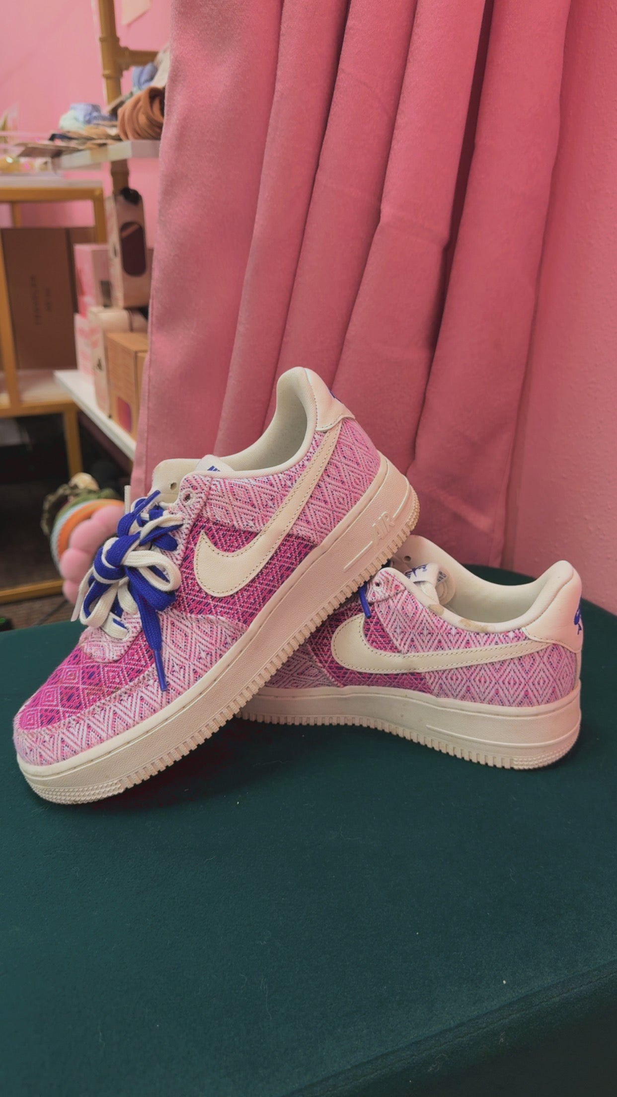 Women’s Nike Air Force 1 Size 7.5