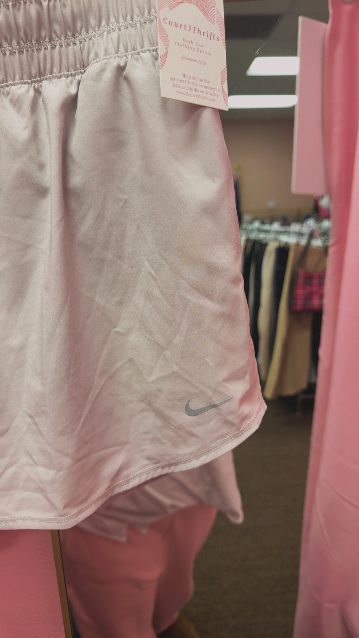 Nike High Rise Shorts Size Large