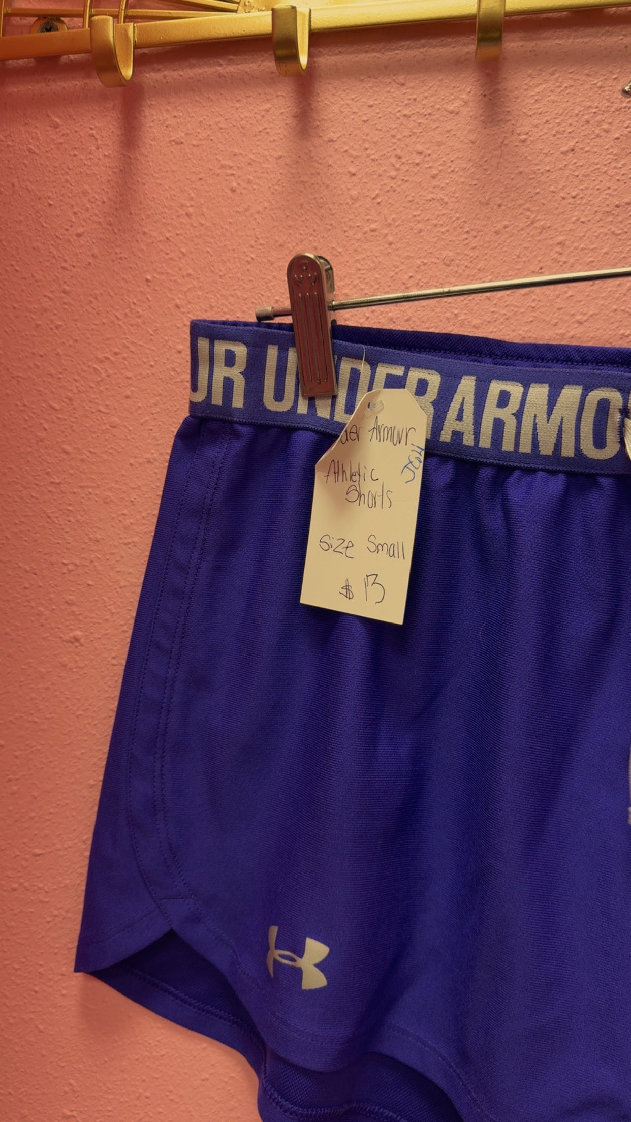 Under Armour Athletic Shorts Size Small