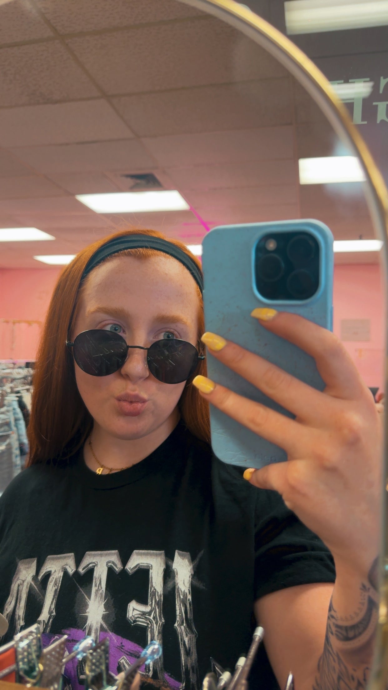 $8 SUNNIES- Black on Black Circle