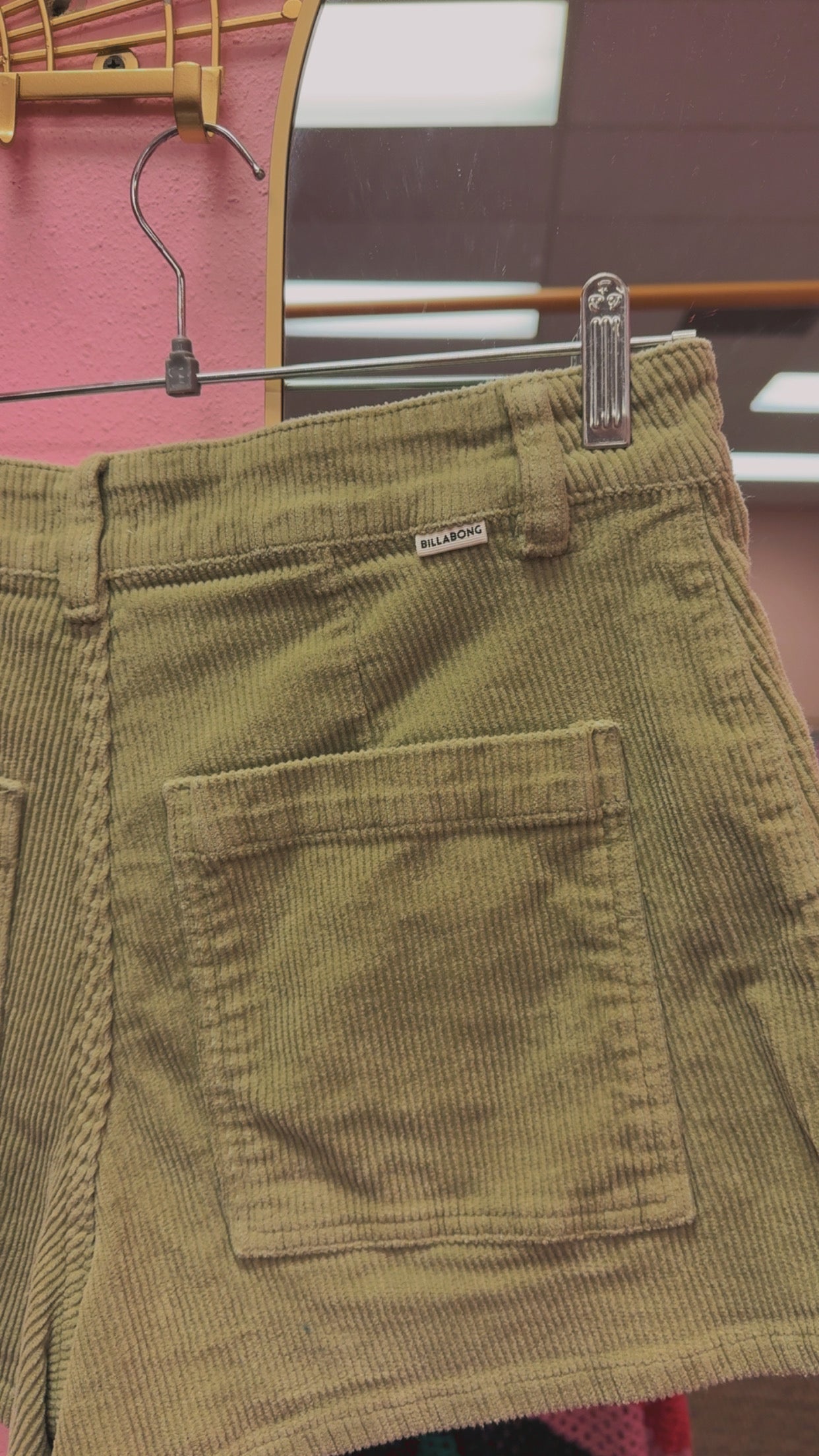 Billabong Corduroy Shorts Size 30