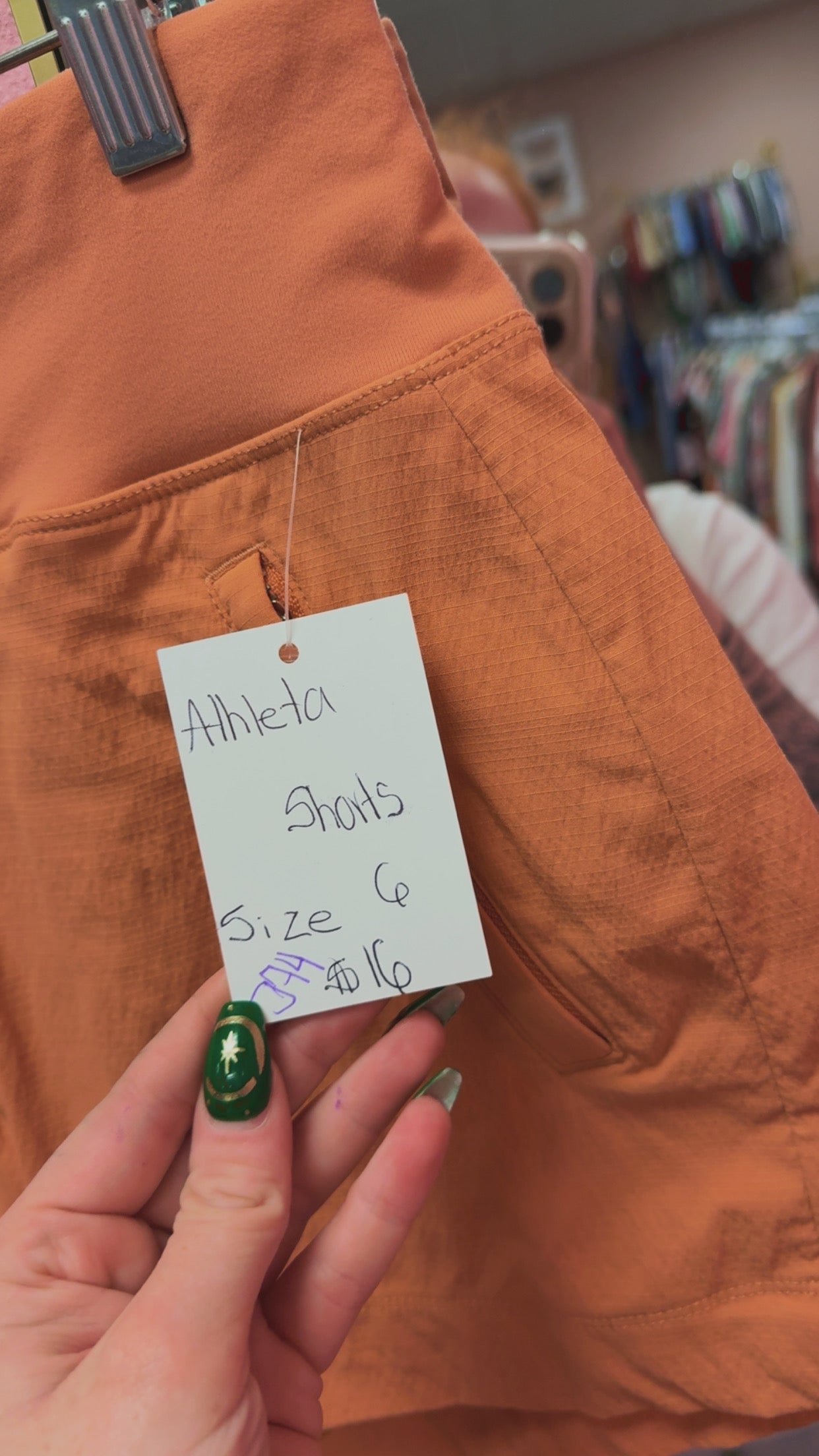 Athleta Trekkie North Short Size 6