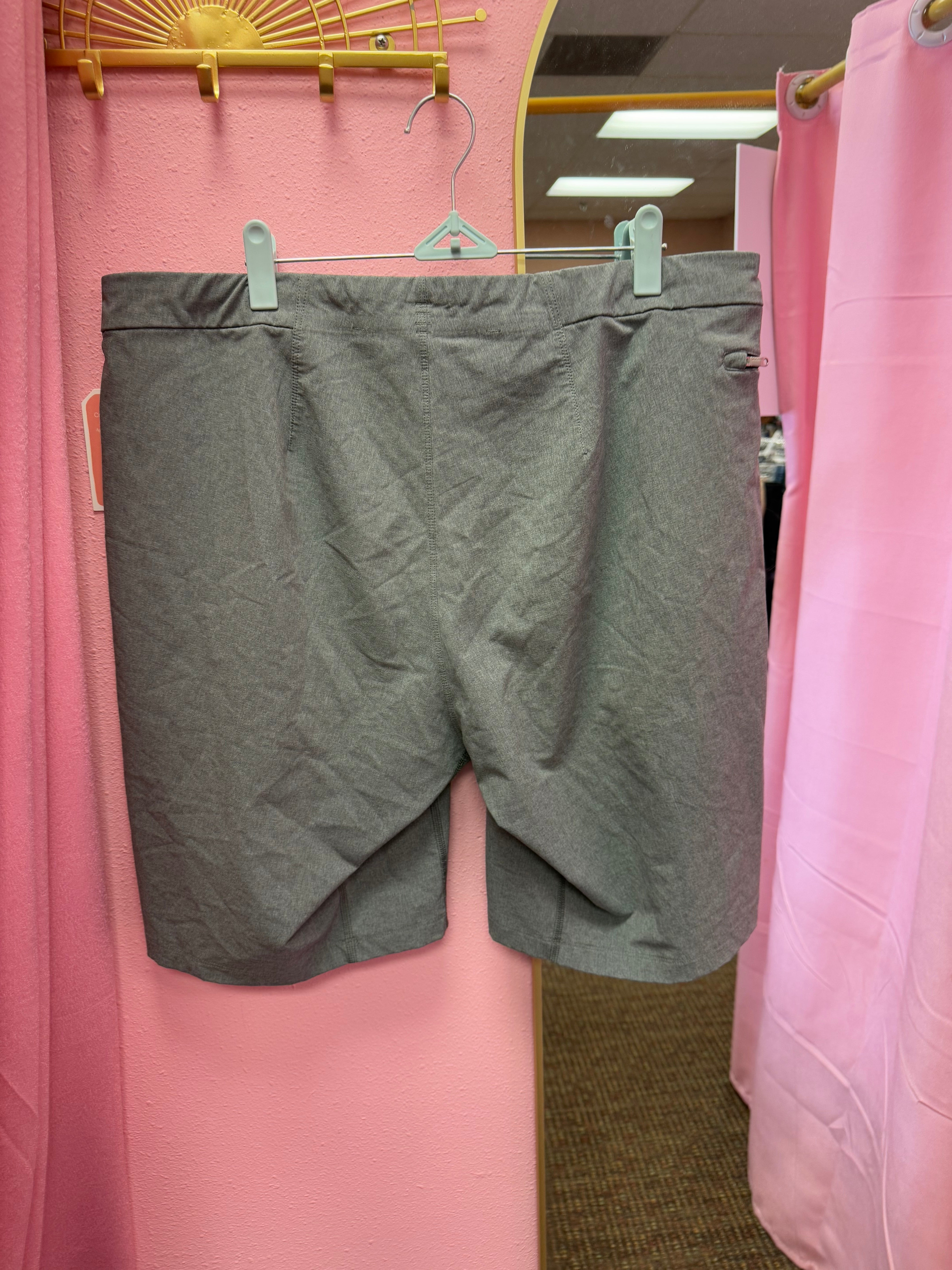 Men’s Lululemon Shorts Size 38