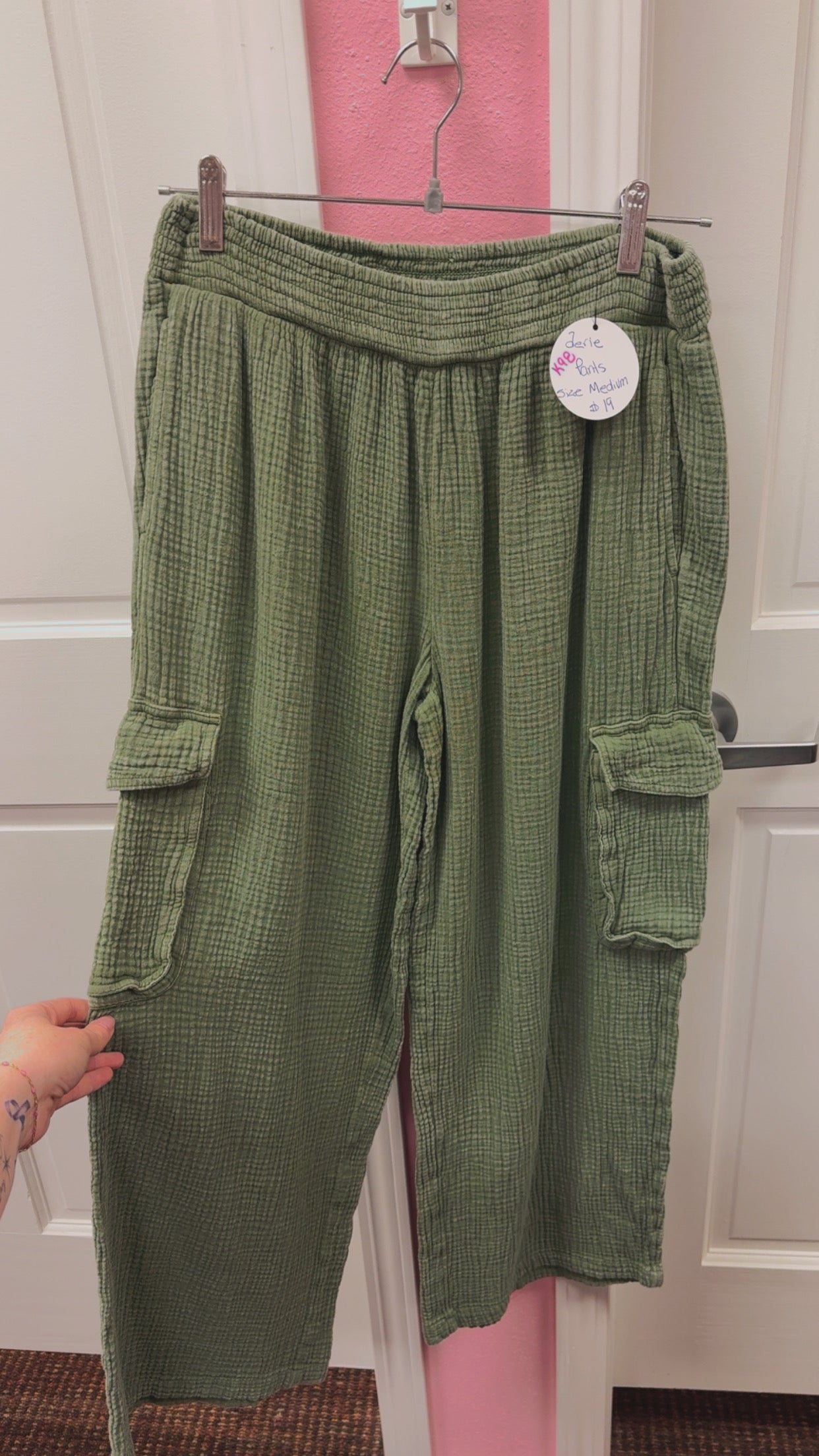 Aerie Boho Flowy Cargo Pants Size Medium
