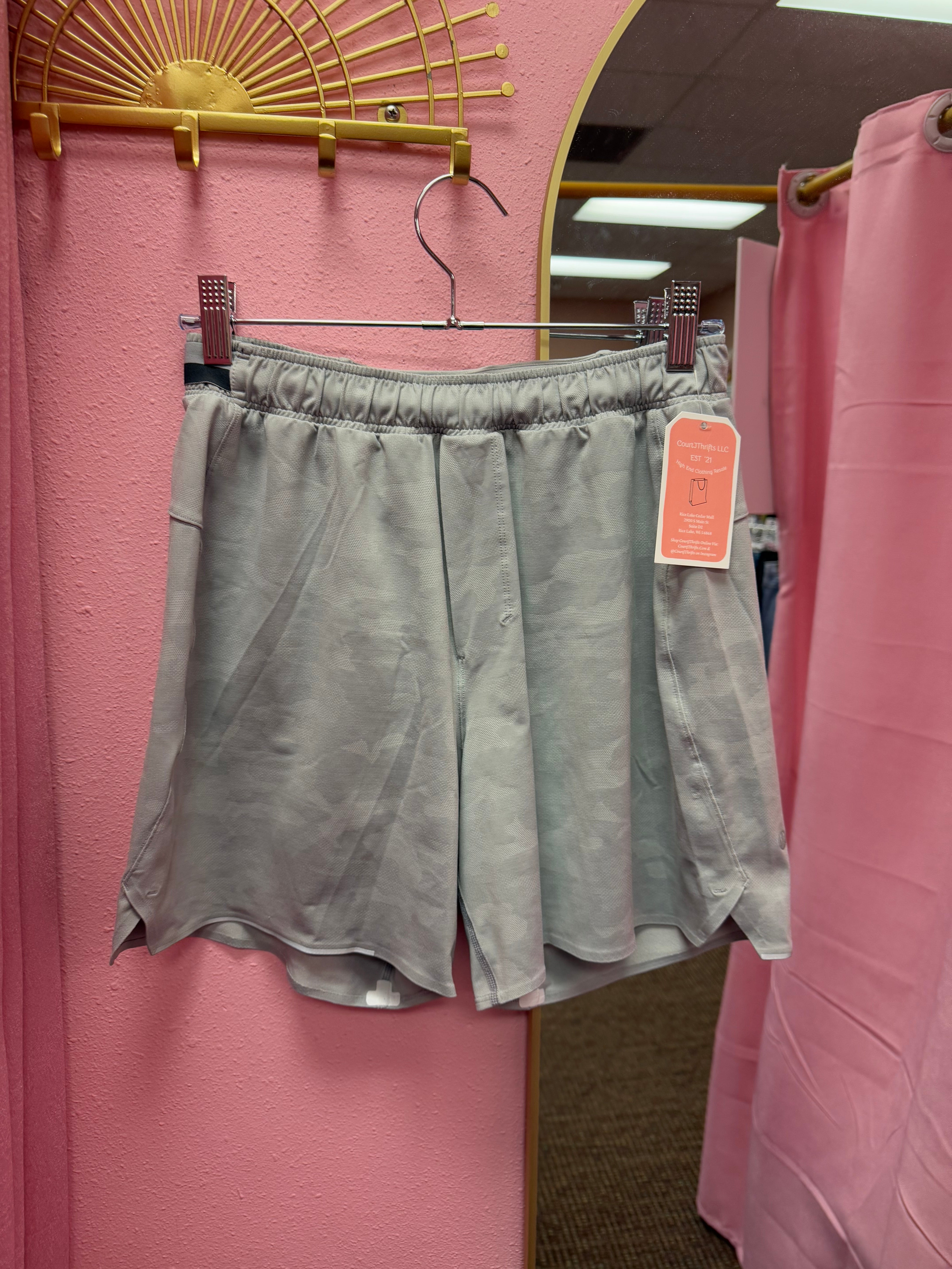 Men’s Lululemon Camo Shorts Size XS