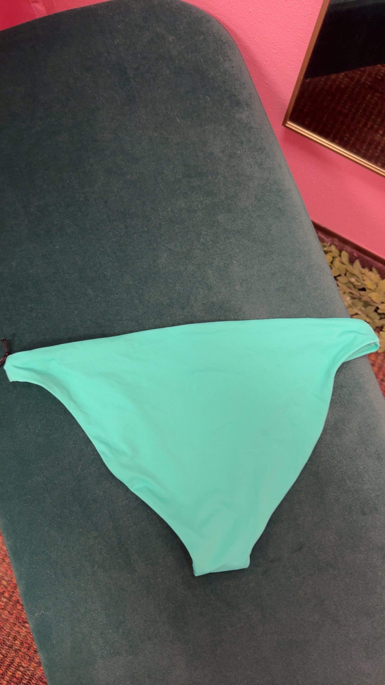 Girlfriend Collective NWT Bikini Bottoms Size Medium