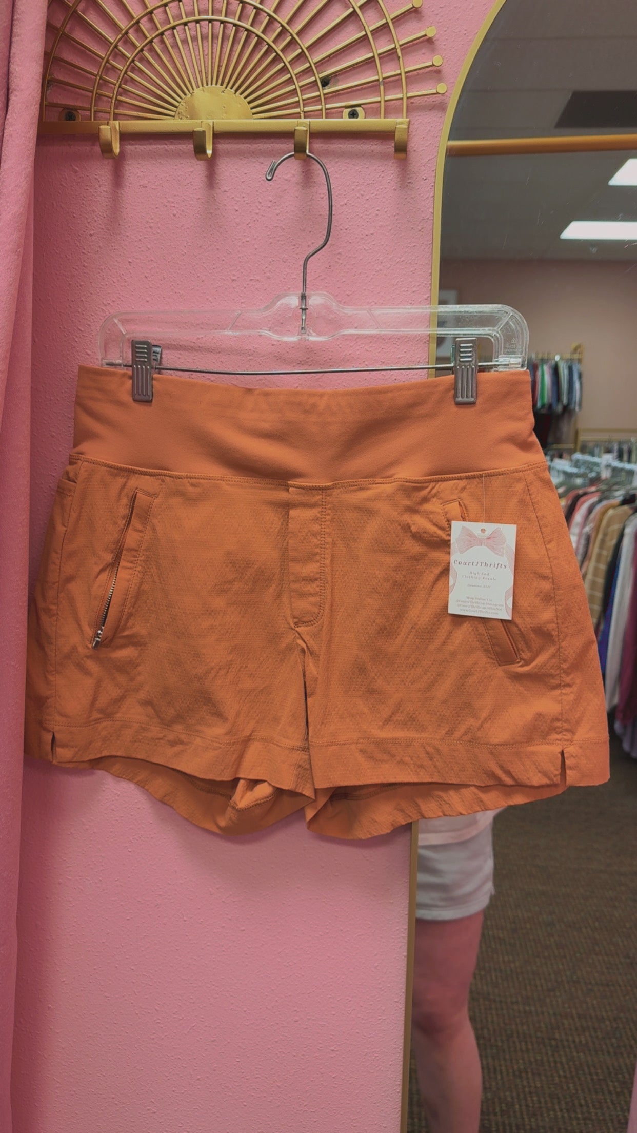 Athleta Trekkie North Short Size 6