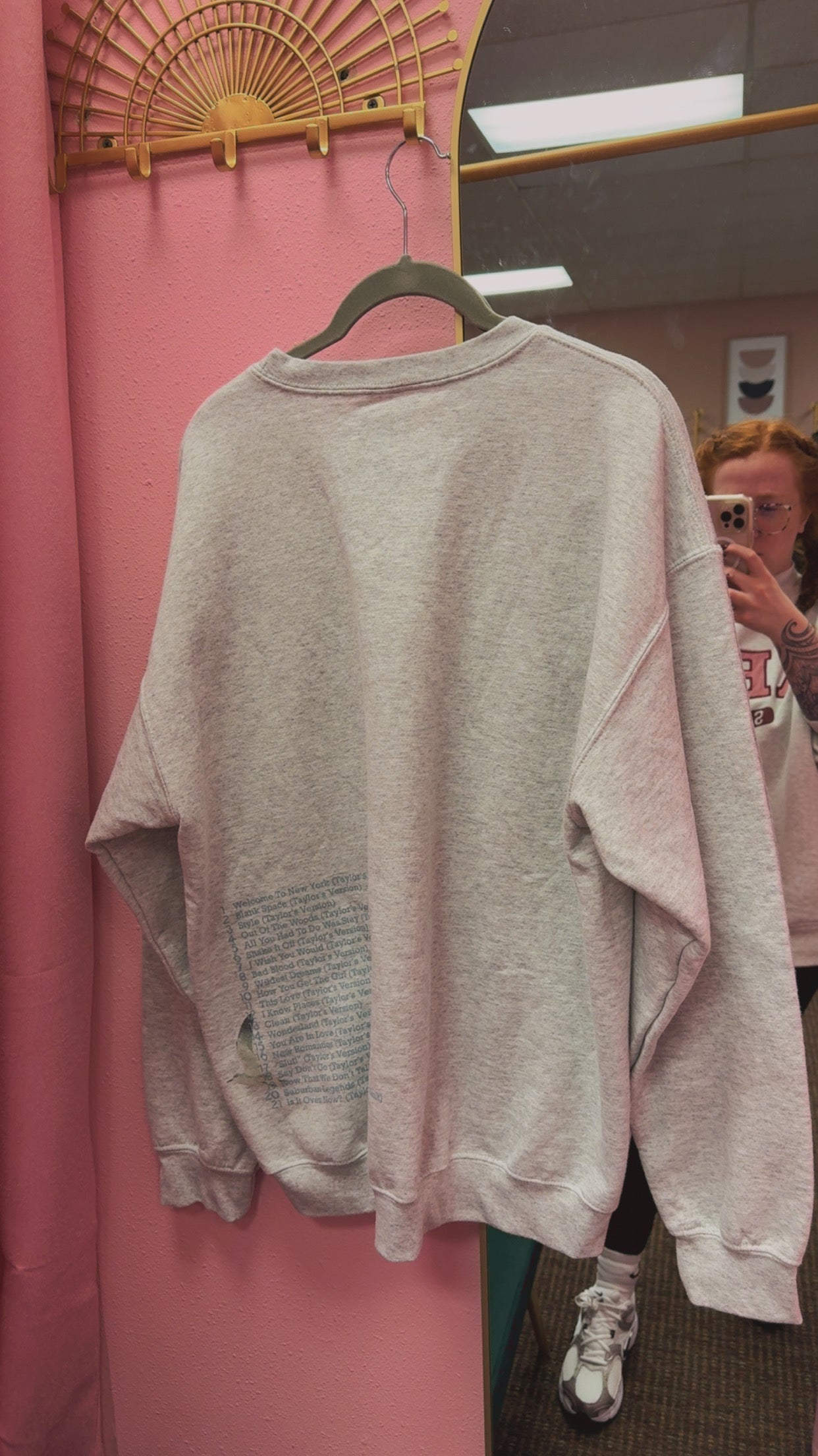Taylor Swift 1989 LIMITED EDITION Crewneck Size Large