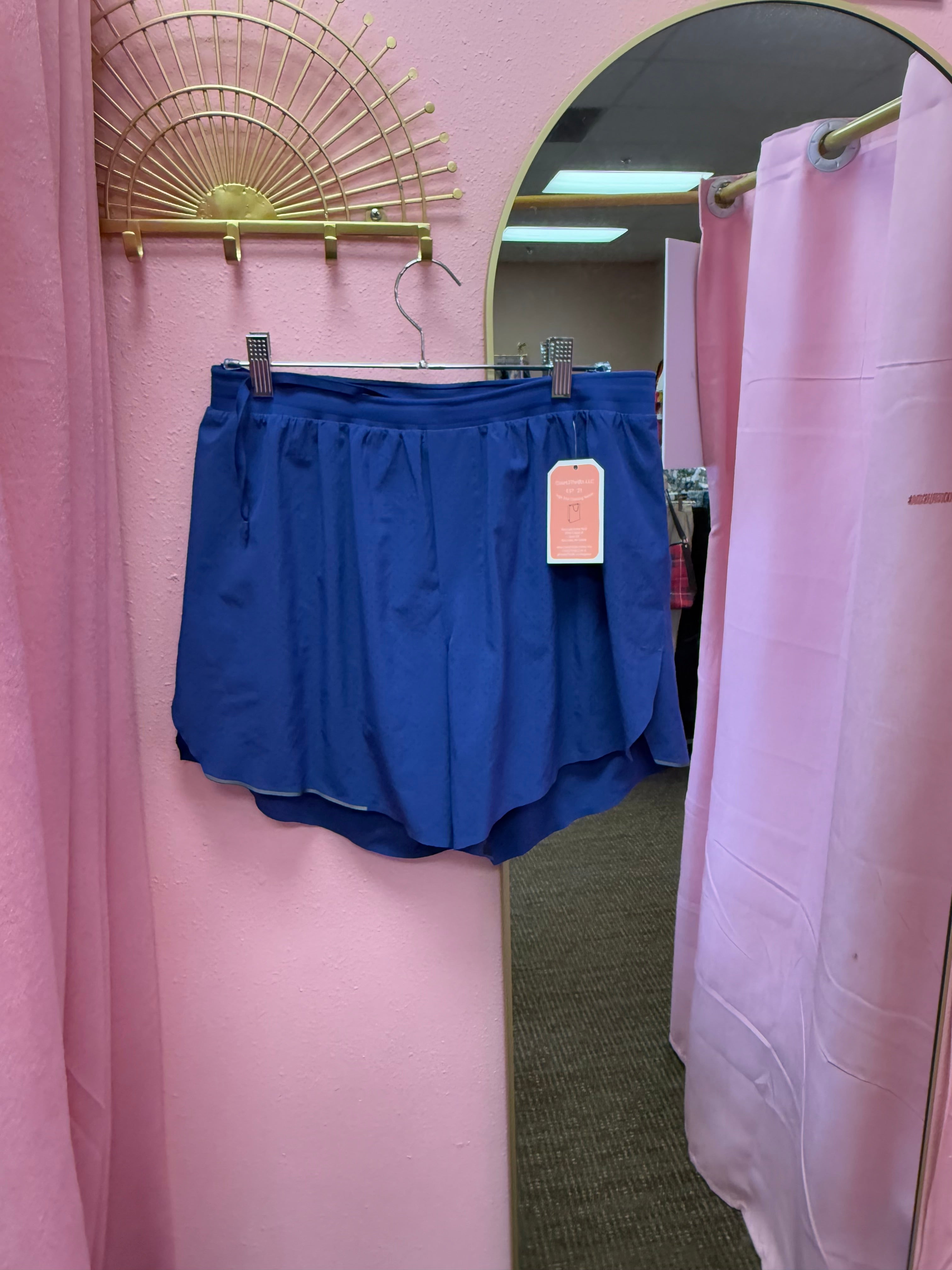 Men’s Lululemon Shorts Size Large “3