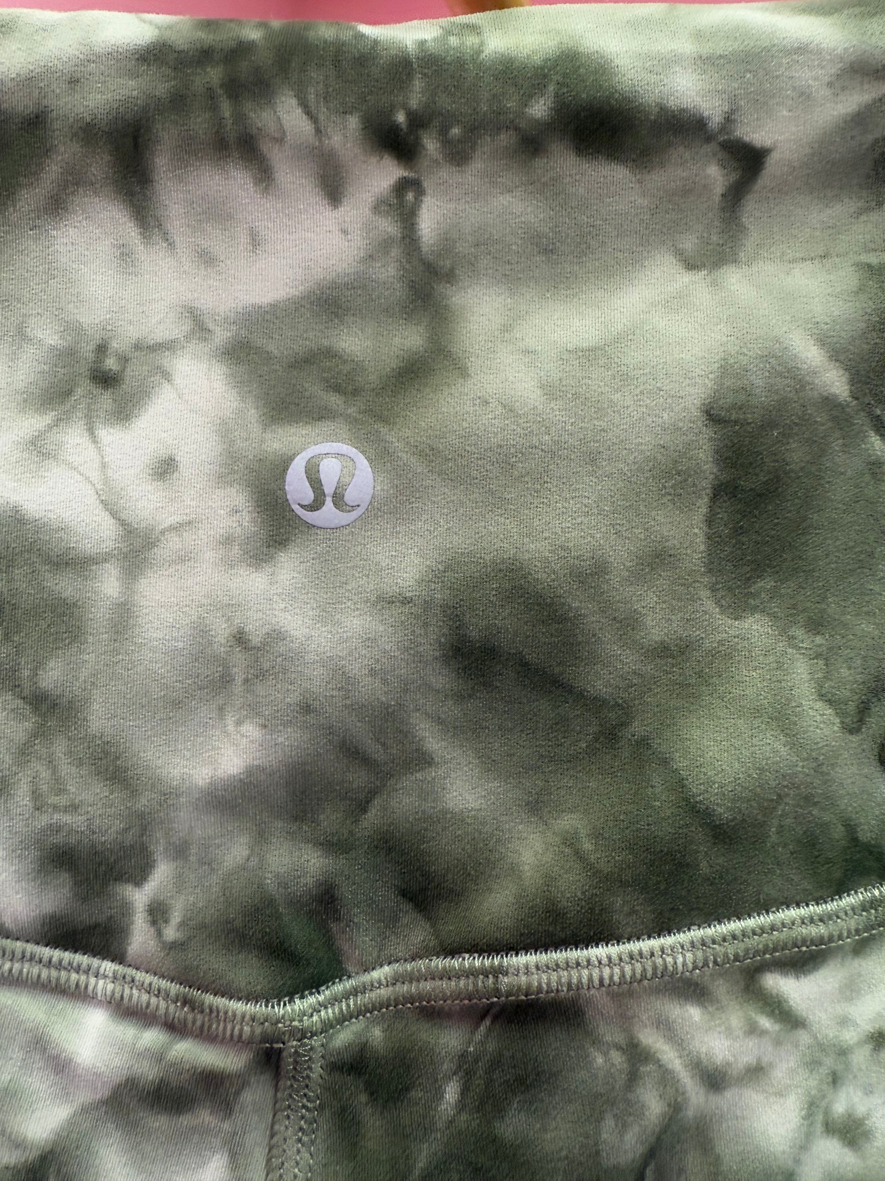 Lululemon Aligns W/Pockets Aize 18
