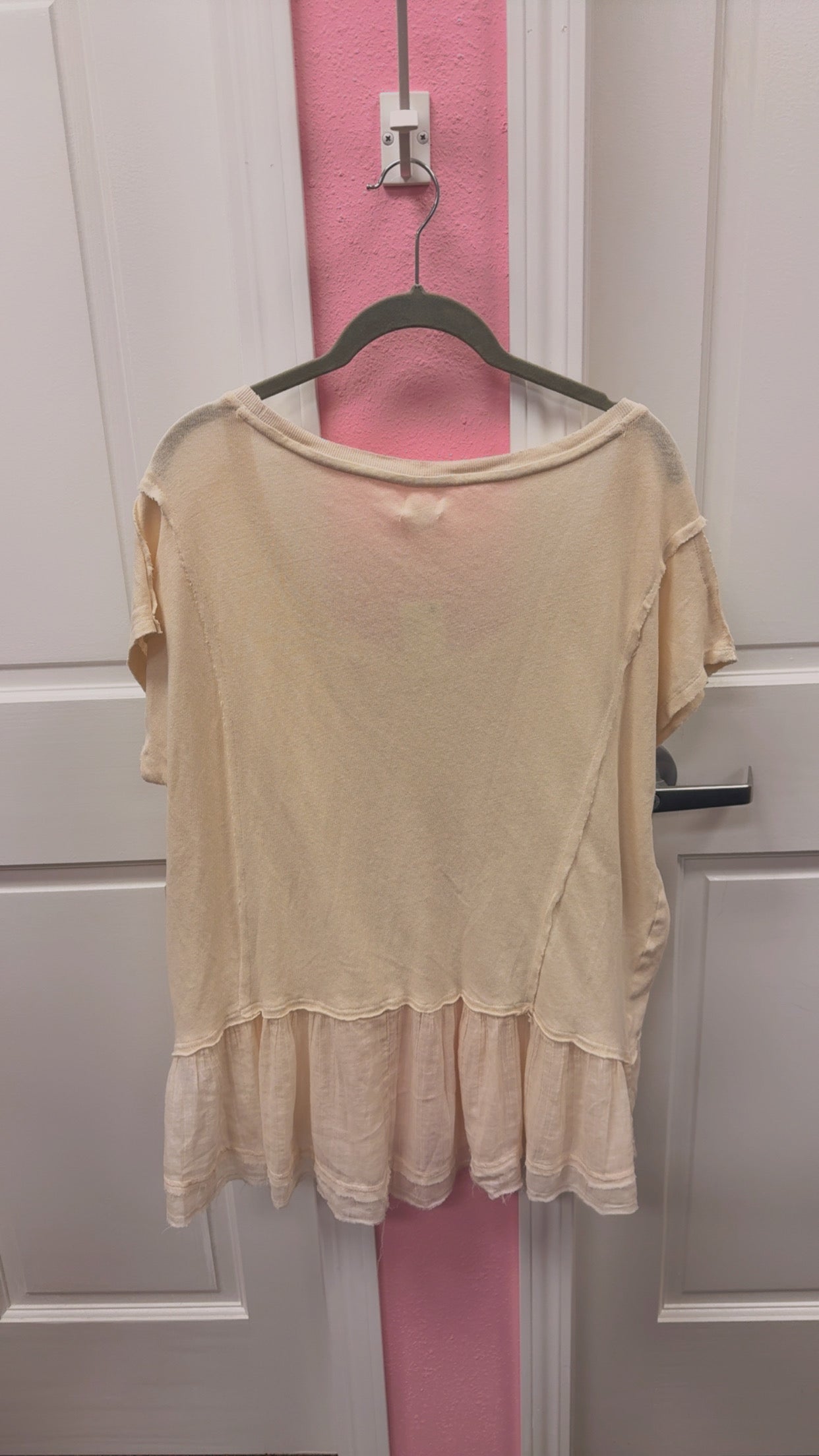 Urban Outfitters NWT Flowy Boho Top Size Small