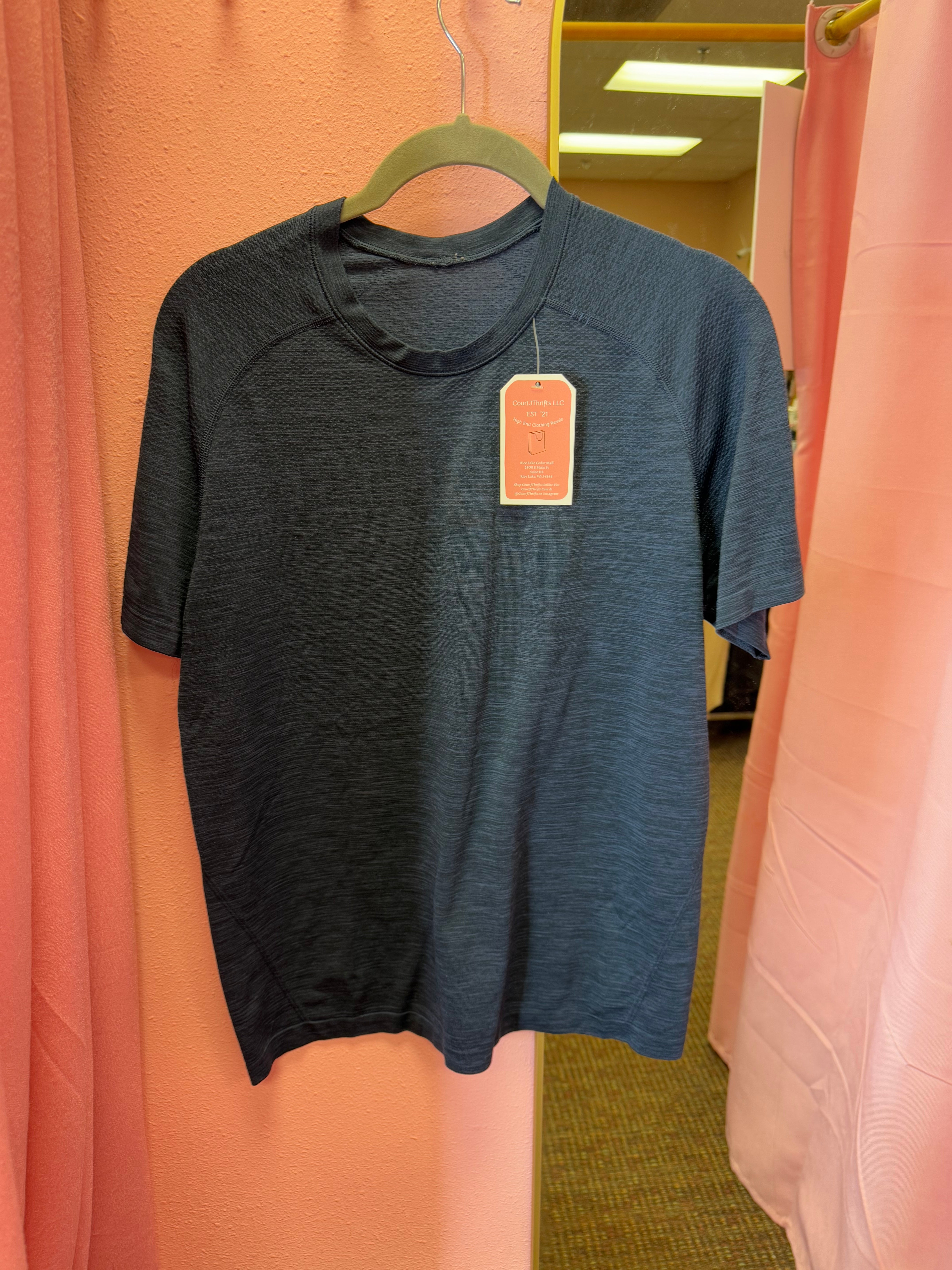 Men’s Lululemon Navy Tee Size Small