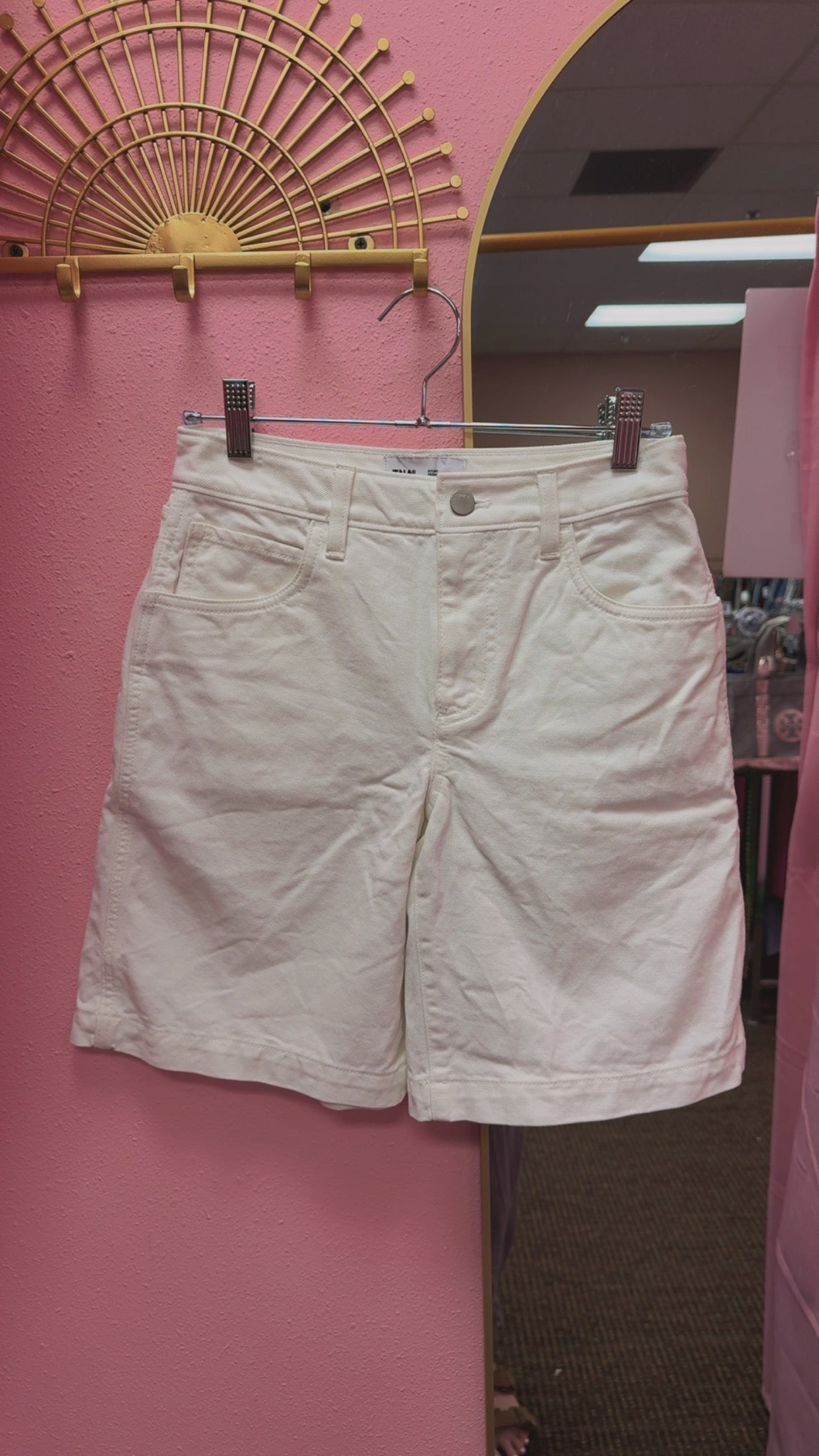 Aritzia Tna White Dad Shorts Size 0