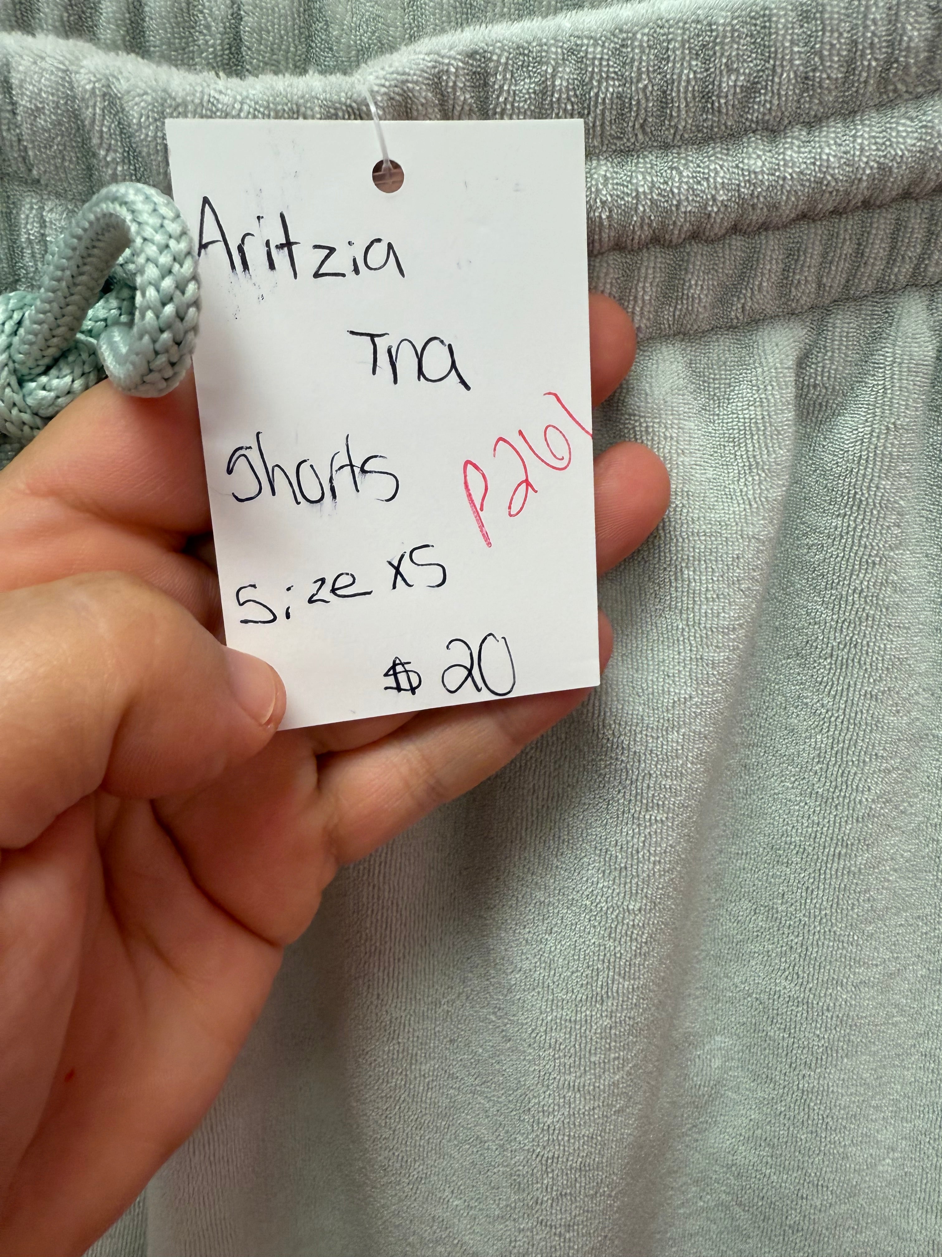 Aritzia TNA Shorts XS