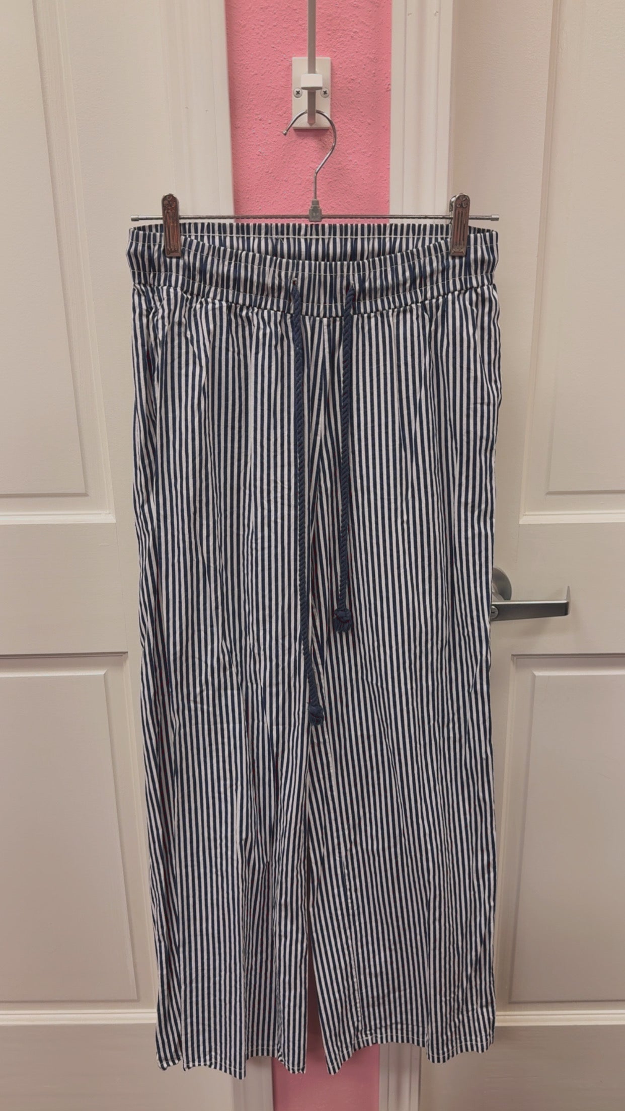Edikted Stripe Pants Size Small