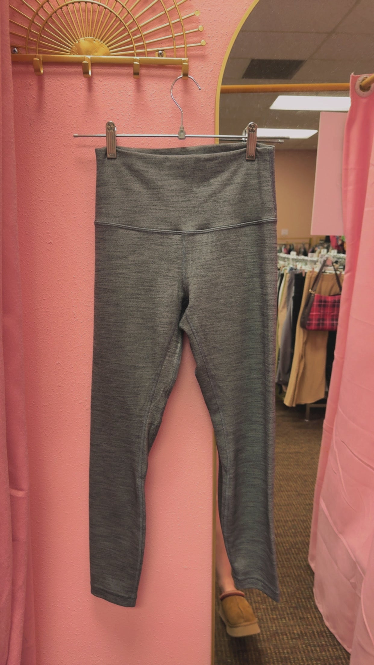 Lululemon Aligns Size 6 “25