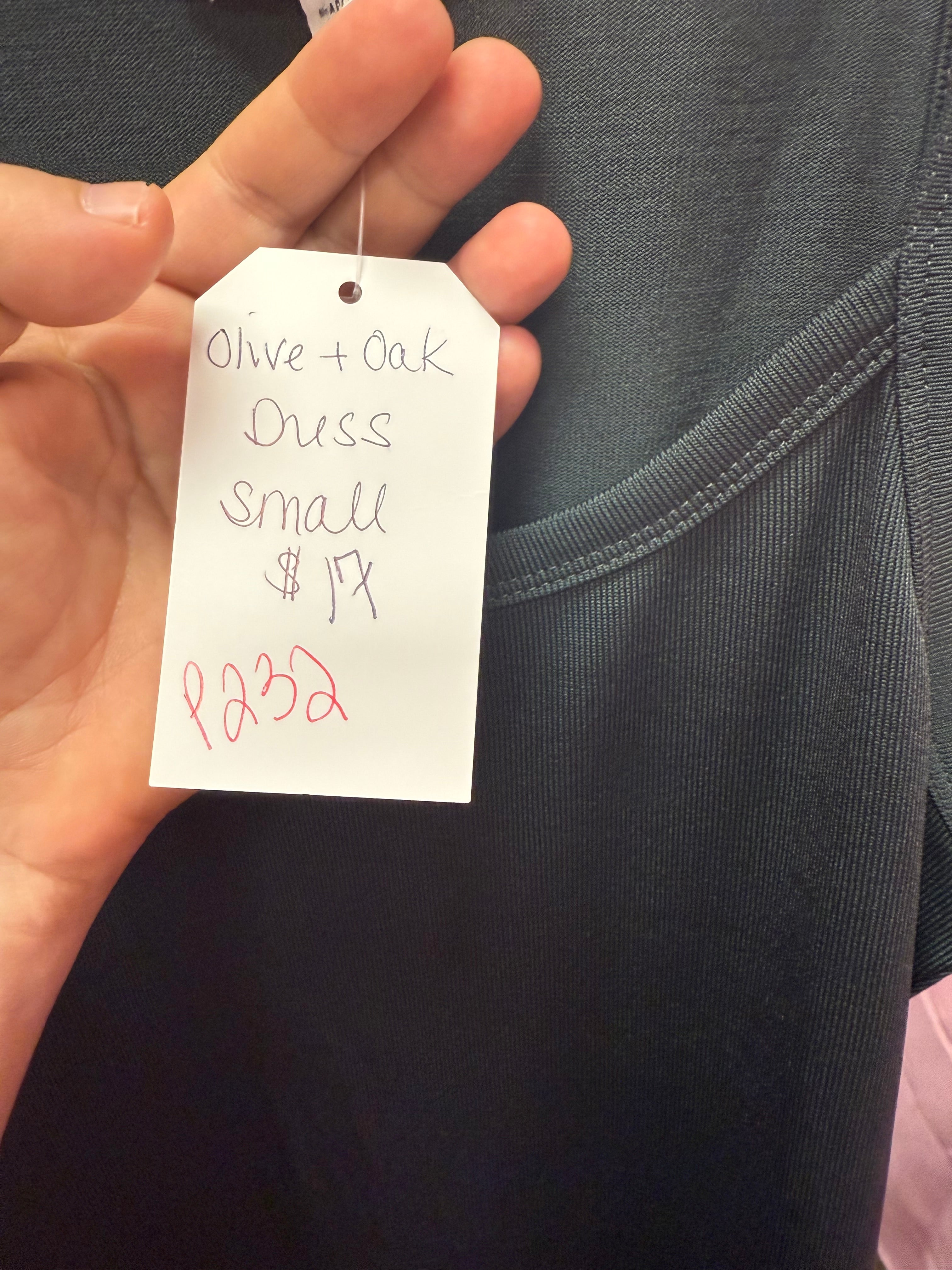 Olive & Oak Dress Small