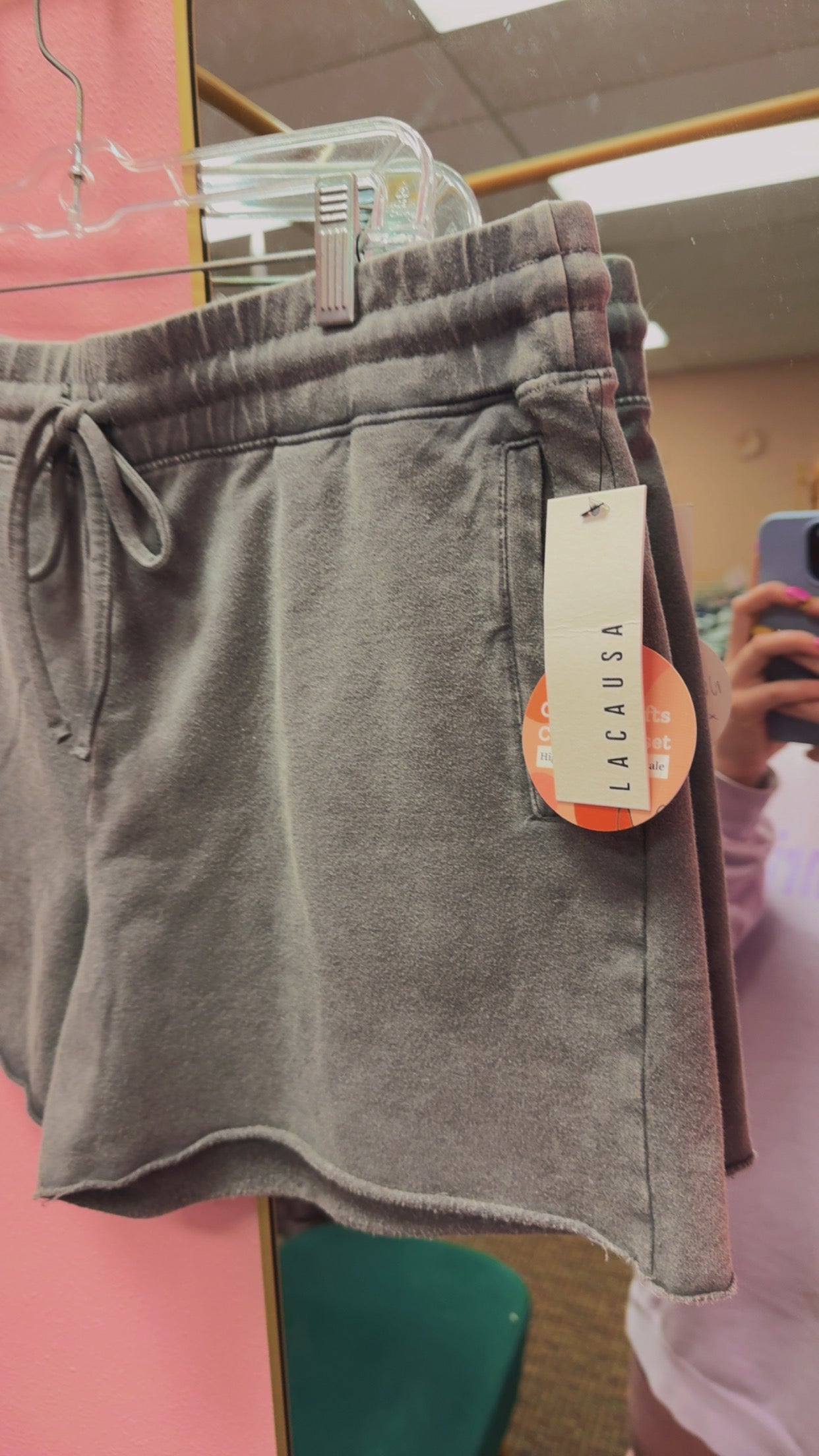 Lacausa NWT Shorts Size Large