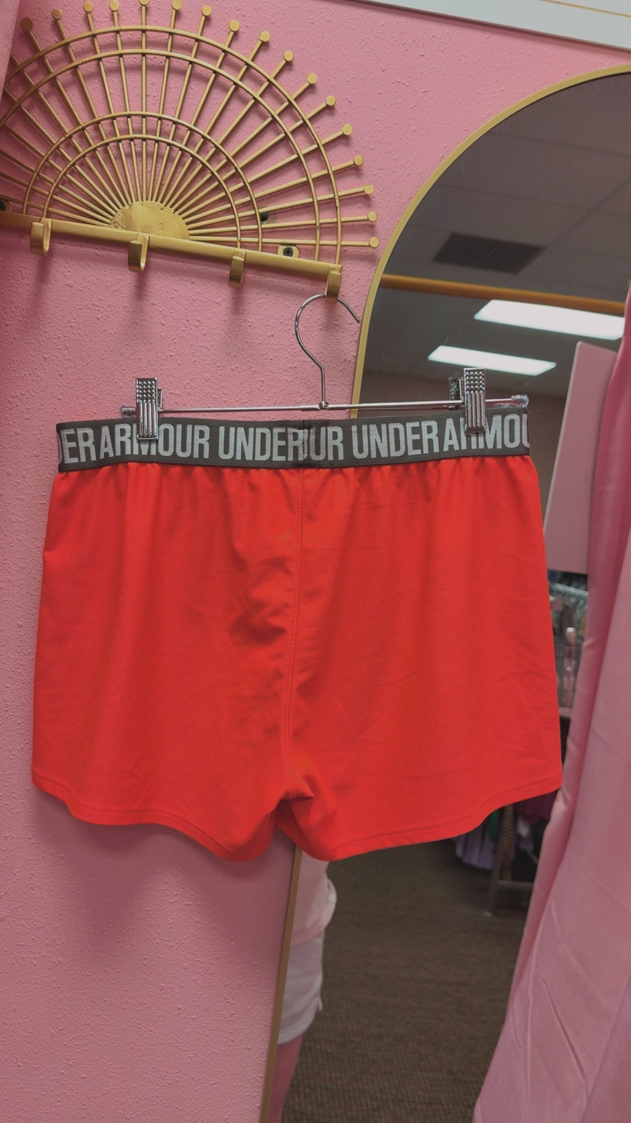 Under Armour Athletic Shorts Size Medium